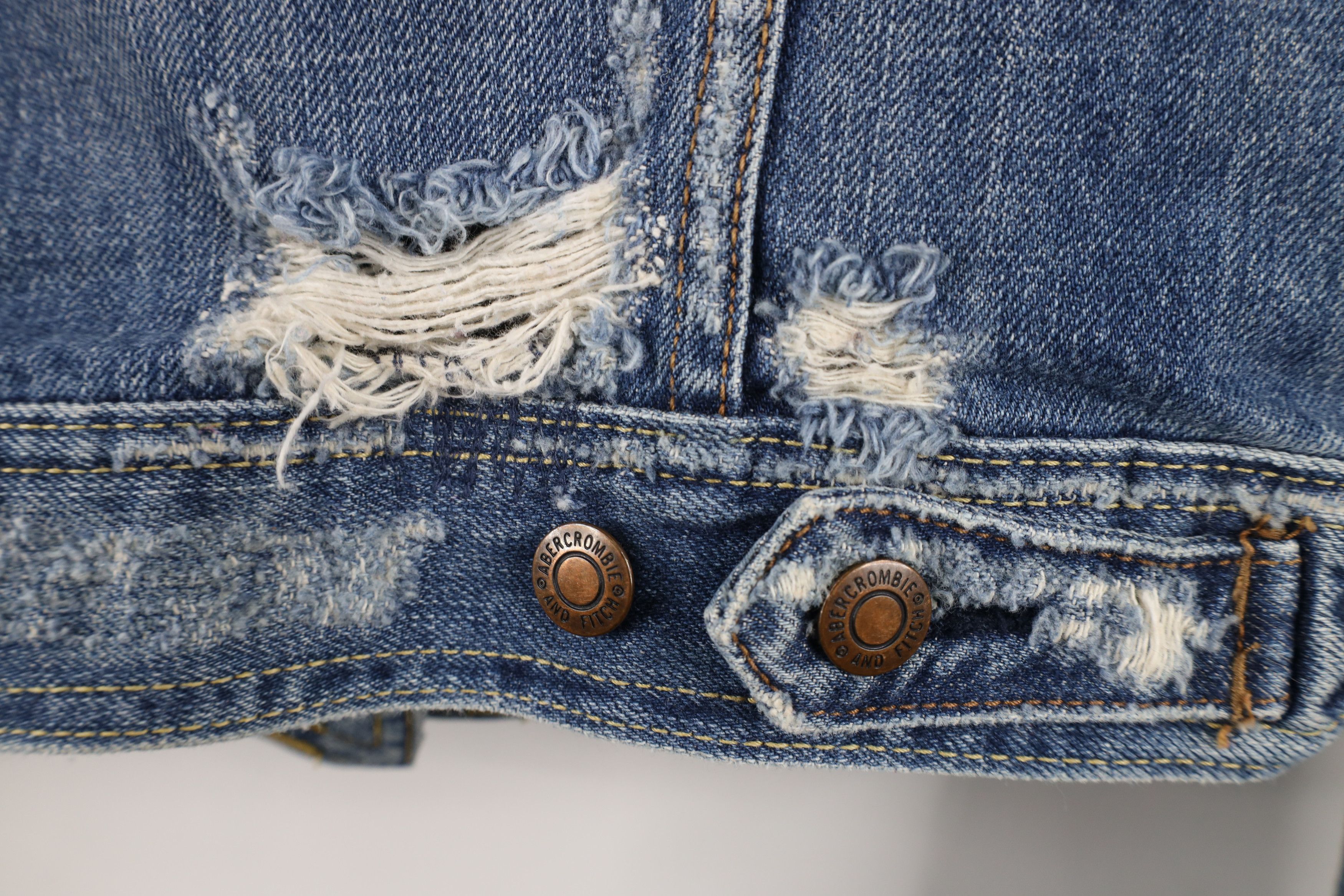 Abercrombie & Fitch × Vintage Vintage Y2K Abercrombie & Fitch Denim Jean Trucker Jacket Size S / US 4 / IT 40 - 11 Thumbnail
