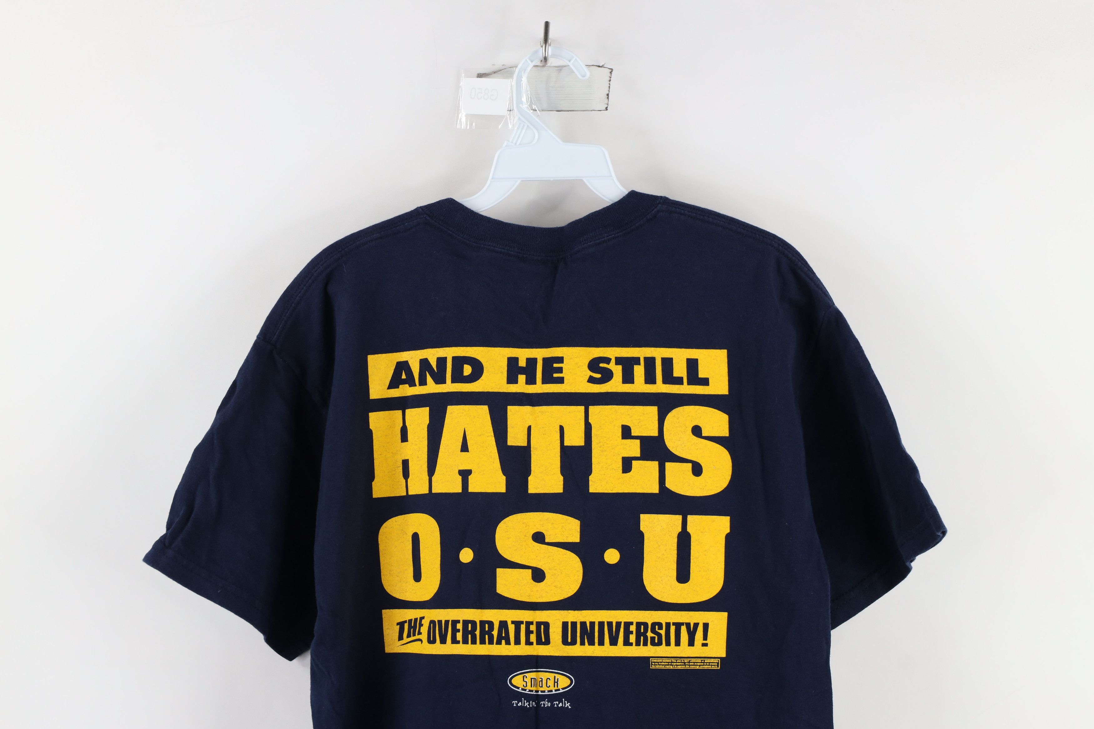 Vintage Vintage Looking Down University of Michigan Football T-Shirt Size US M / EU 48-50 / 2 - 12 Thumbnail