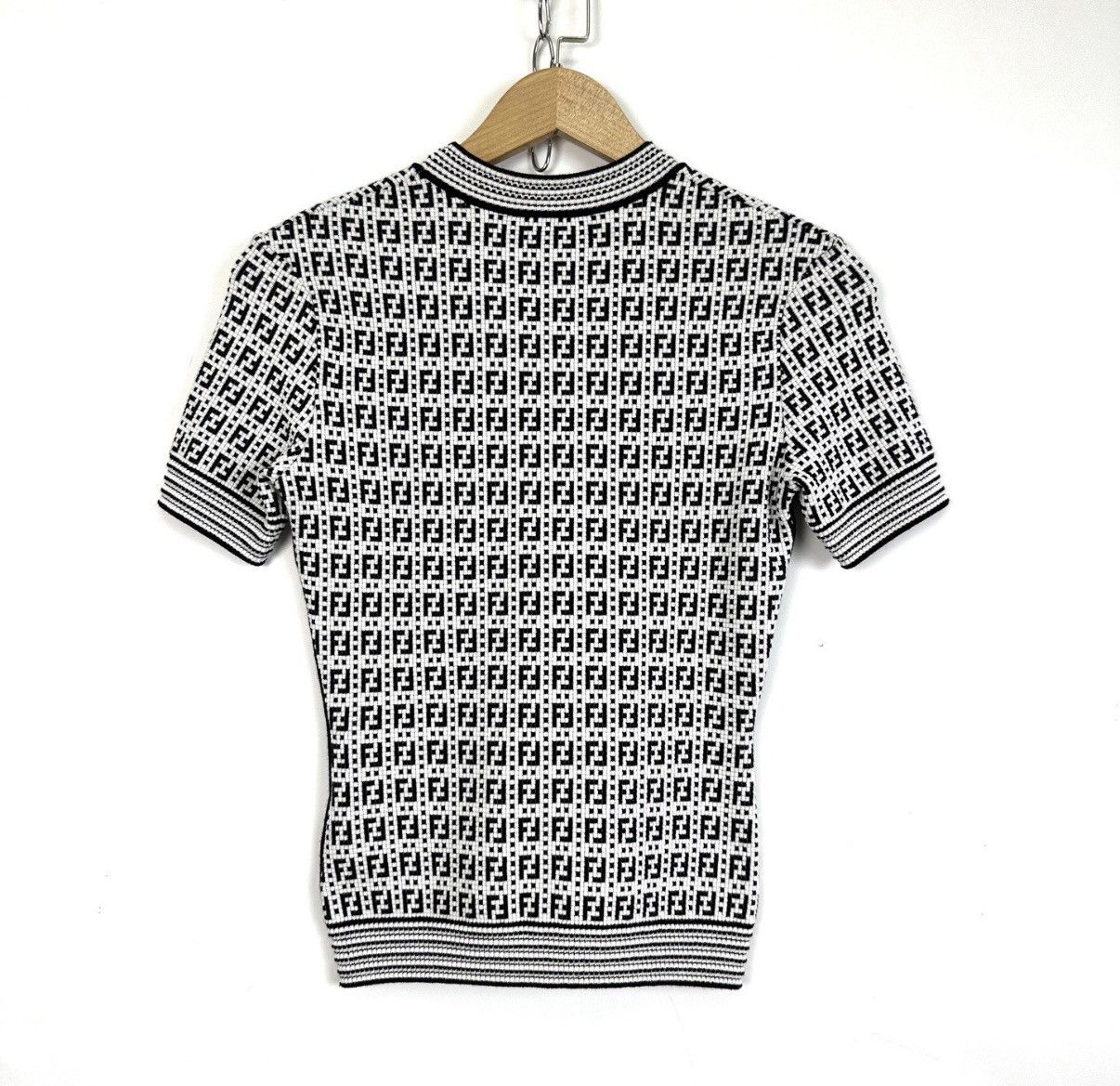 Fendi Fendi Black and White Knitted Short Sleeve K12 Size XS / US 0-2 / IT 36-38 - 2 Thumbnail