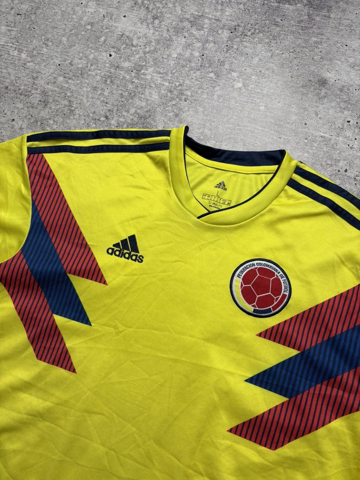 Adidas Vintage Adidas Colombiana Jersey Size US L / EU 52-54 / 3 - 4 Thumbnail