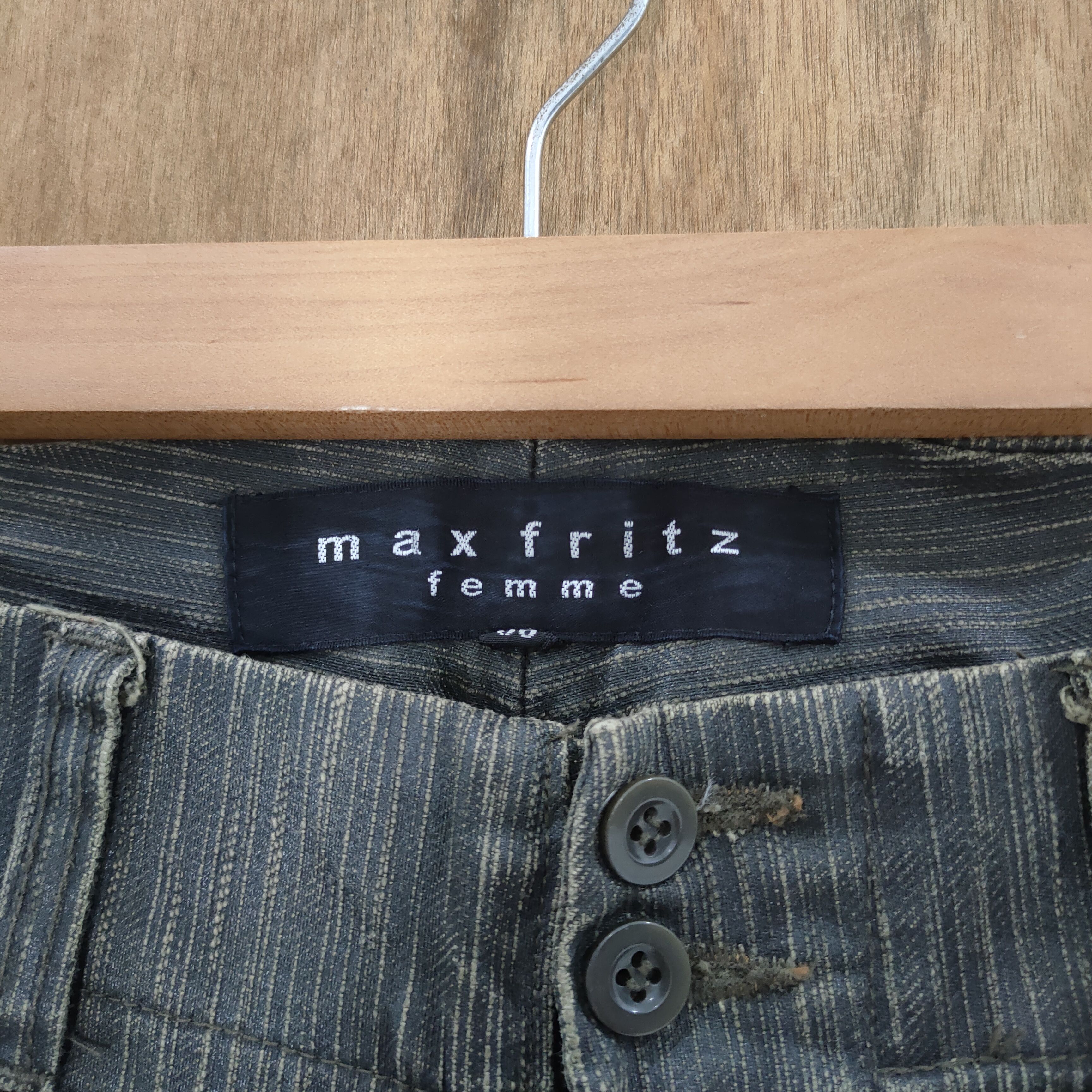 Japanese Brand FLARE MAXFRIZT BLACK MULTIPOCKET CARGO PANTS Size US 27 - 7 Thumbnail