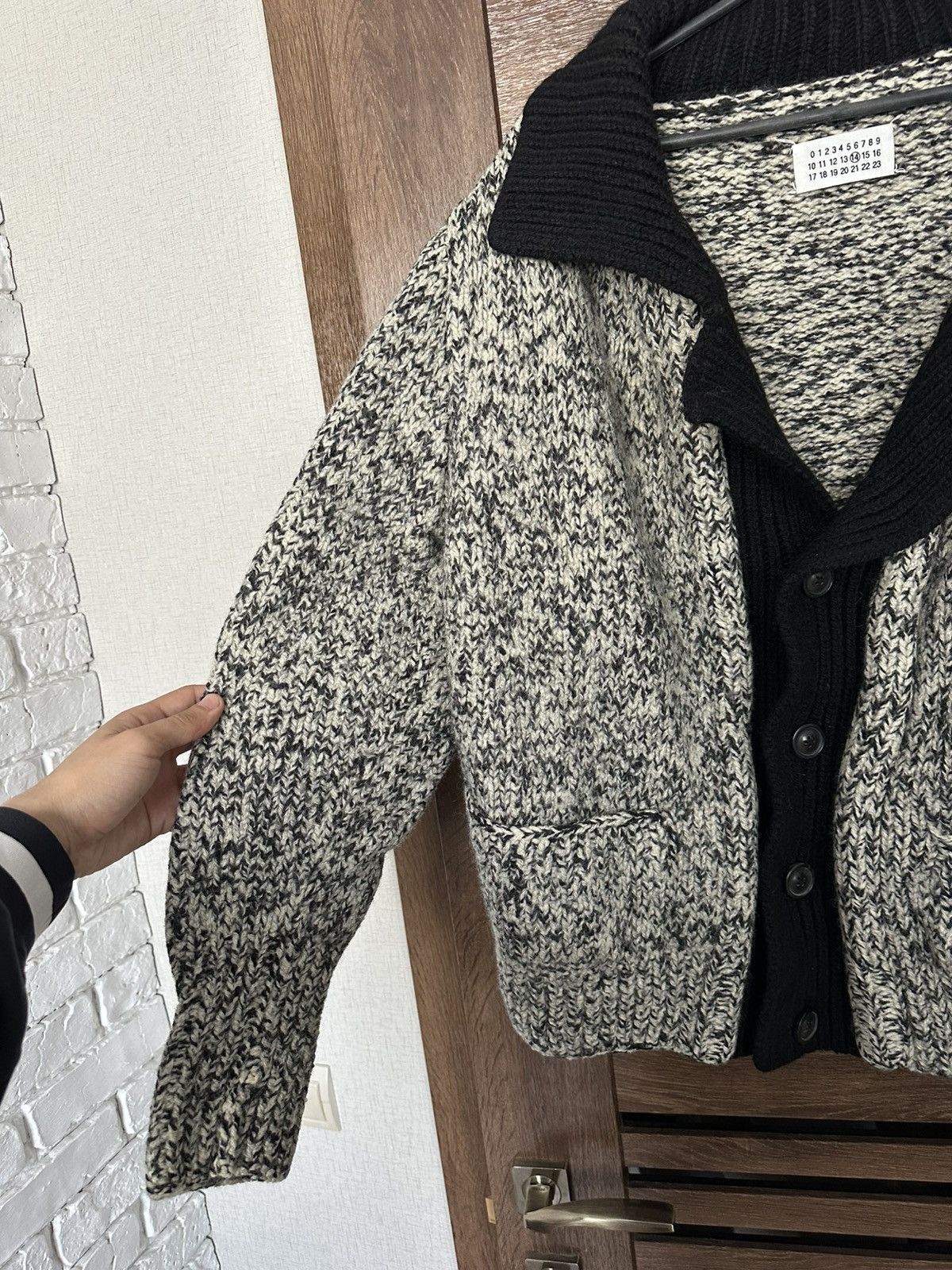 Maison Margiela Maison Martin Margiela Knit Wool Sweater Cardigan Size US L / EU 52-54 / 3 - 6 Thumbnail