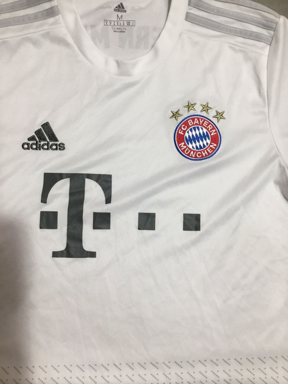 Adidas FC Bayern Munchen T-Mobile Soccer Adidas Jersey Men’s Size M Size US M / EU 48-50 / 2 - 3 Thumbnail