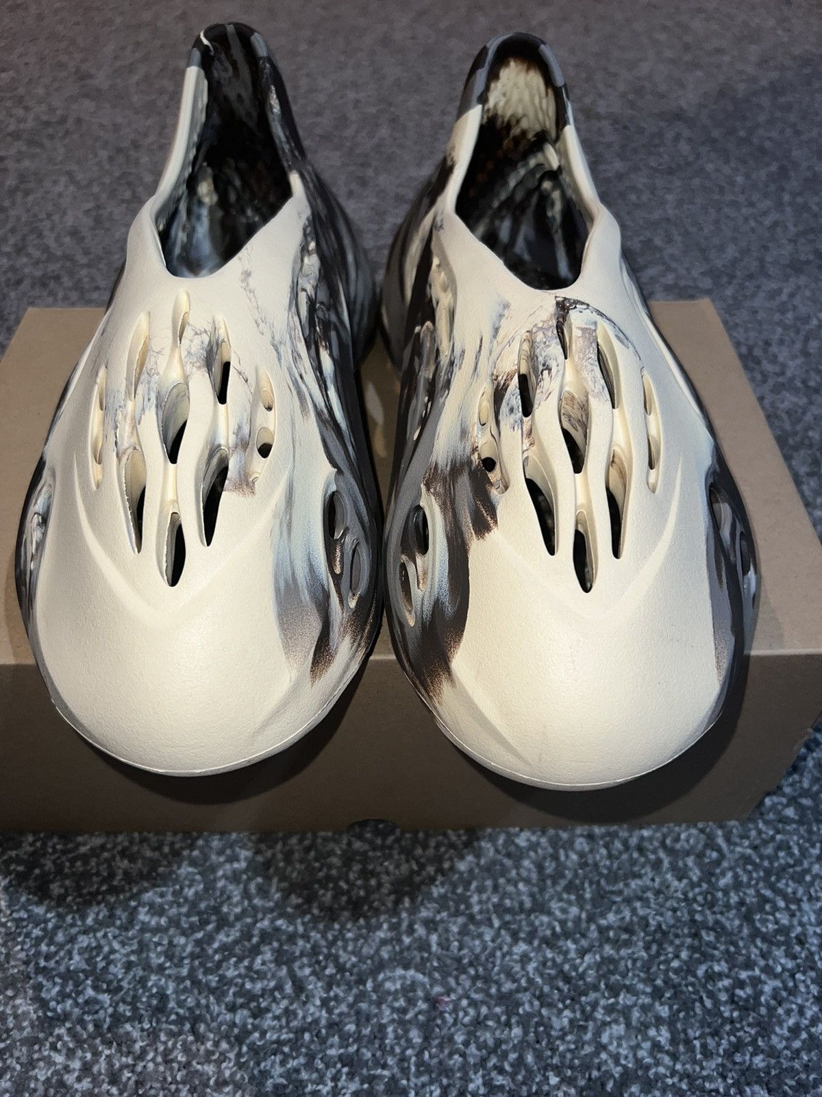 Adidas Adidas Yeezy foam RNNR MX cream clay Size US 11 / EU 44 - 3 Thumbnail