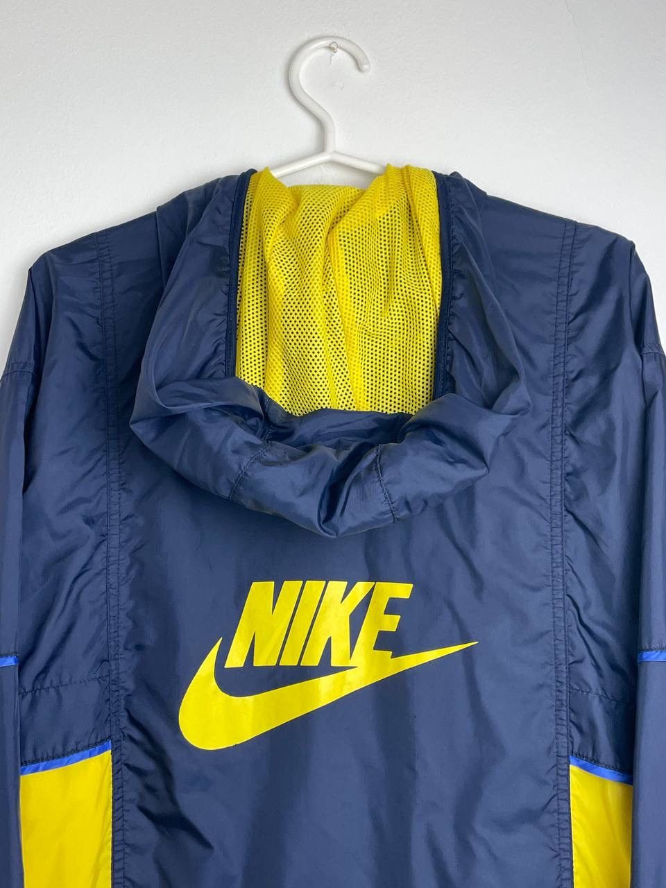 Nike × Vintage Nike Vintage 90’s Neylon Light Jacket Center Swoosh Y2K Size US L / EU 52-54 / 3 - 2 Thumbnail