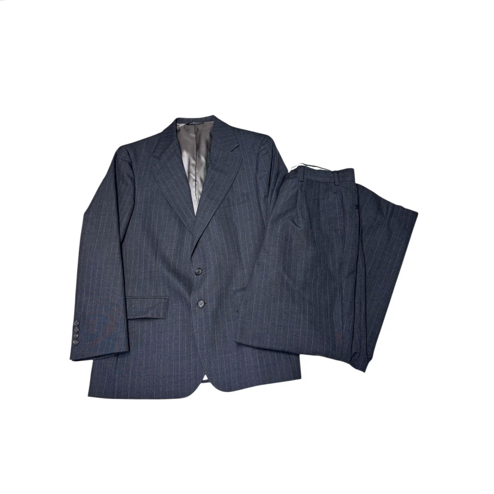 Vintage Polo University Club by Ralph Lauren Suit Mens 2 Piece Wool Pinstripe Gray Classic 3-Button Jacket Notch Lapel Fall Spring Winter Formal Business Mens Size US XL / EU 56 / 4 - 2 Thumbnail