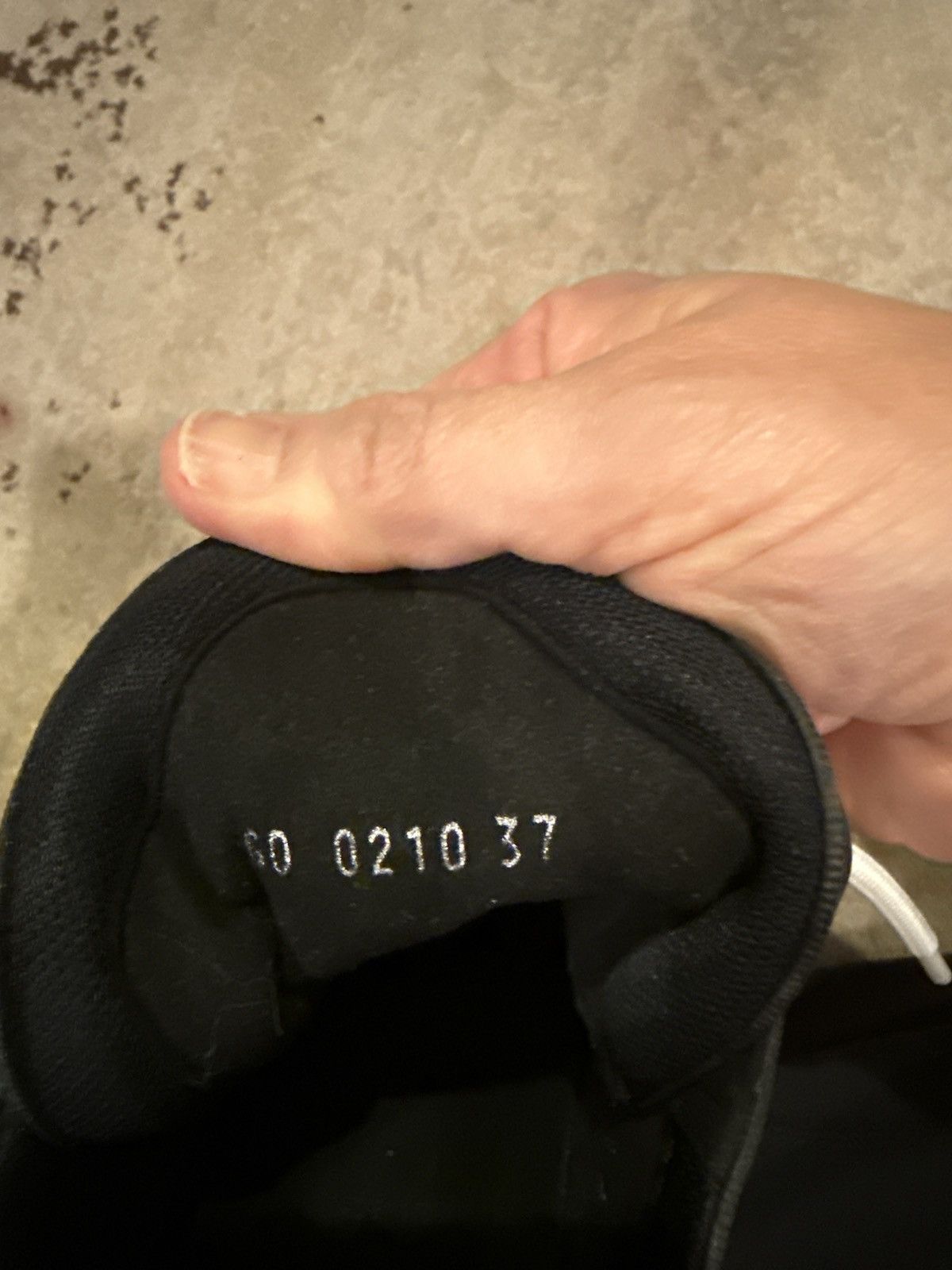 Louis Vuitton Louis Vuitton sneakers Size US 7 / IT 37 - 4 Thumbnail