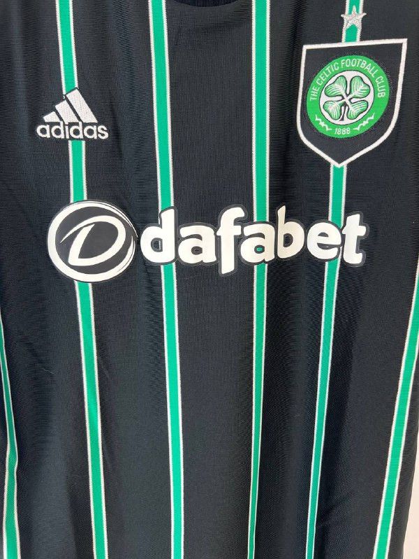 Adidas CELTIC 2022 2023 AWAY SHIRT JERSEY ADIDAS MAGNERS Sz M Size US M / EU 48-50 / 2 - 2 Thumbnail