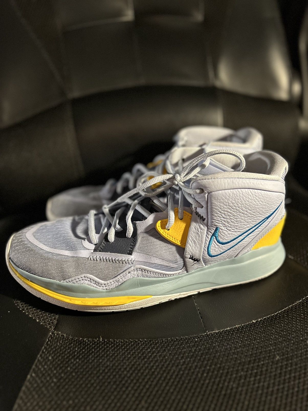 Nike Nike Kyrie Infinity Future Past Size US 11.5 / EU 44-45 - 1 Thumbnail