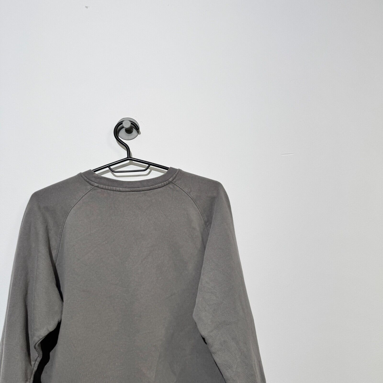 Adidas × Vintage Vintage Adidas Unisex Gray Cotton Crewneck Size S Gosha YZY Size US S / EU 44-46 / 1 - 11 Thumbnail