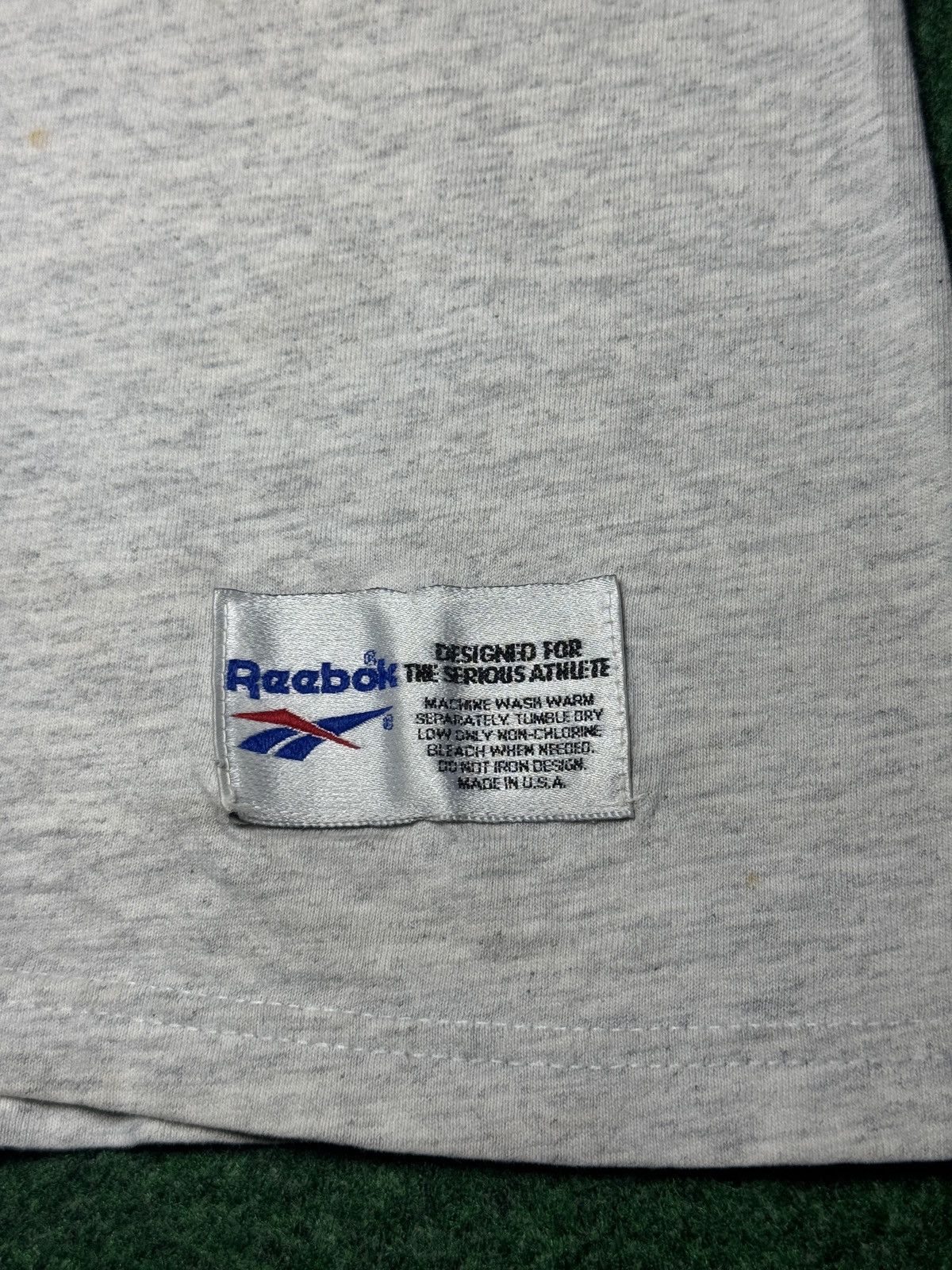 Reebok Iowa Football Vintage Reebok College 90s M T Shirt 20x27 Size US M / EU 48-50 / 2 - 3 Thumbnail