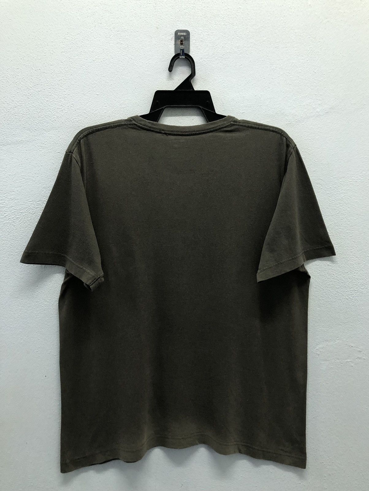 Uniqlo Vintage Uniqlo 2013 The End Of Music Kurt Cobain T-Shirt Size US L / EU 52-54 / 3 - 2 Thumbnail