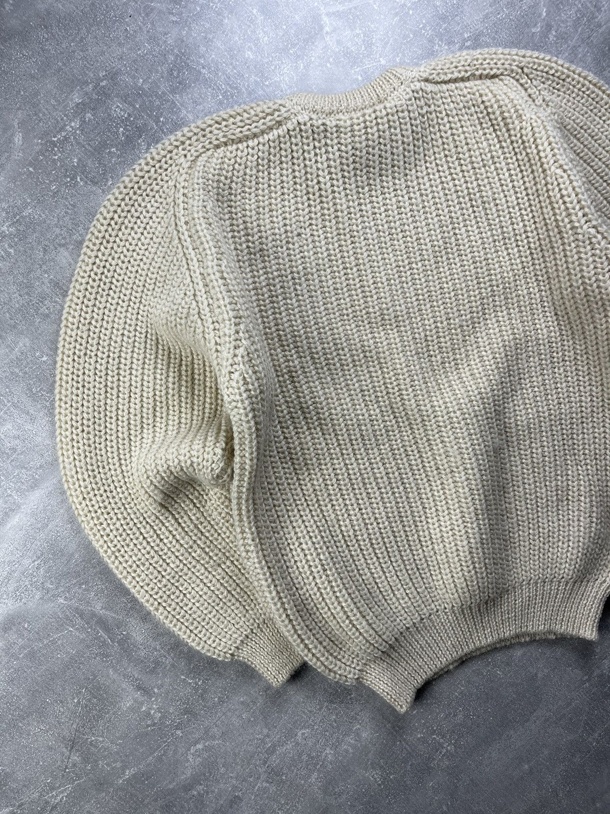 Vintage Gaeltarra Aran Irish Wool Cable Knit Sweater Natural Cream Size US L / EU 52-54 / 3 - 8 Thumbnail