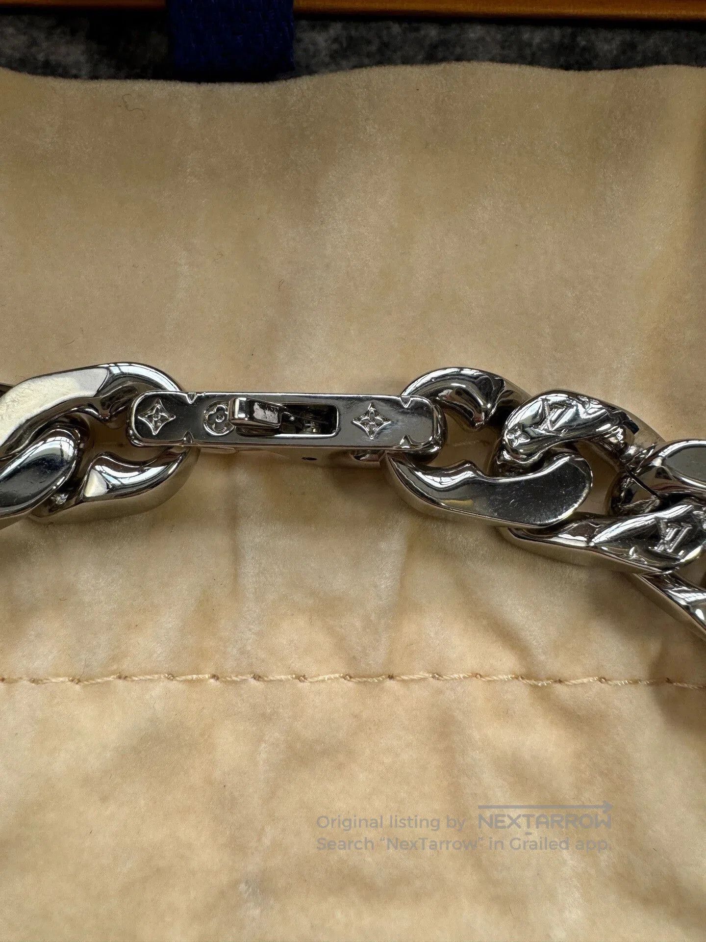 Louis Vuitton Louis Vuitton Silver Cuba Necklace. Size ONE SIZE - 5 Thumbnail