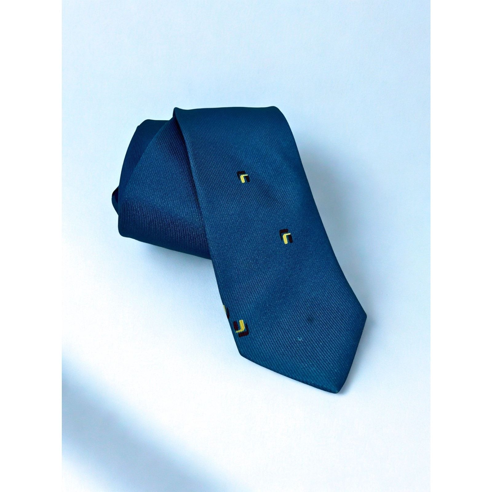 Giorgio Armani Giorgio Armani 100% Silk Tie Made in Italy Geometric Pattern Size ONE SIZE - 2 Thumbnail