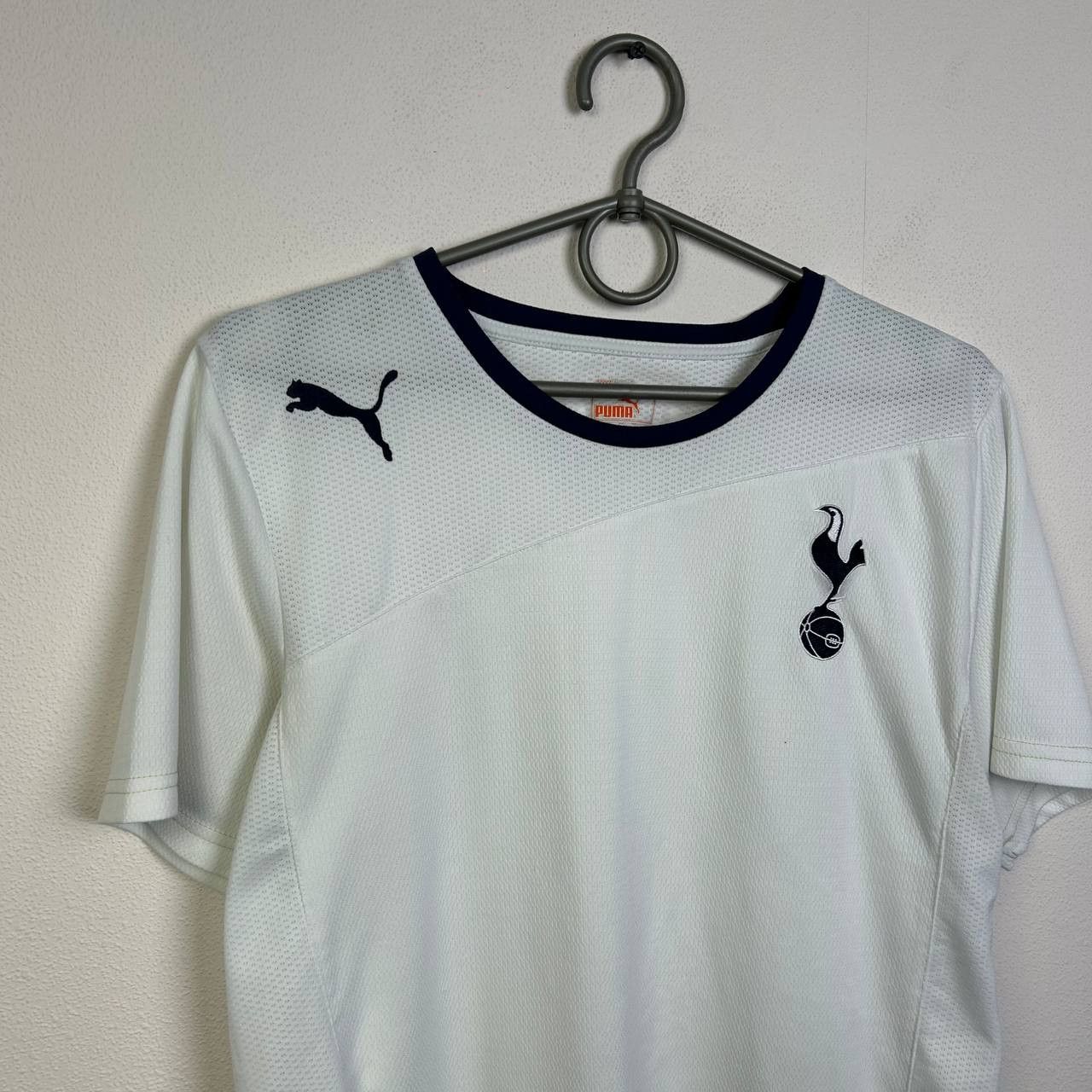 Puma Vintage Puma Tottenhamp Training 2000s white soccer jersey Size US M / EU 48-50 / 2 - 2 Thumbnail