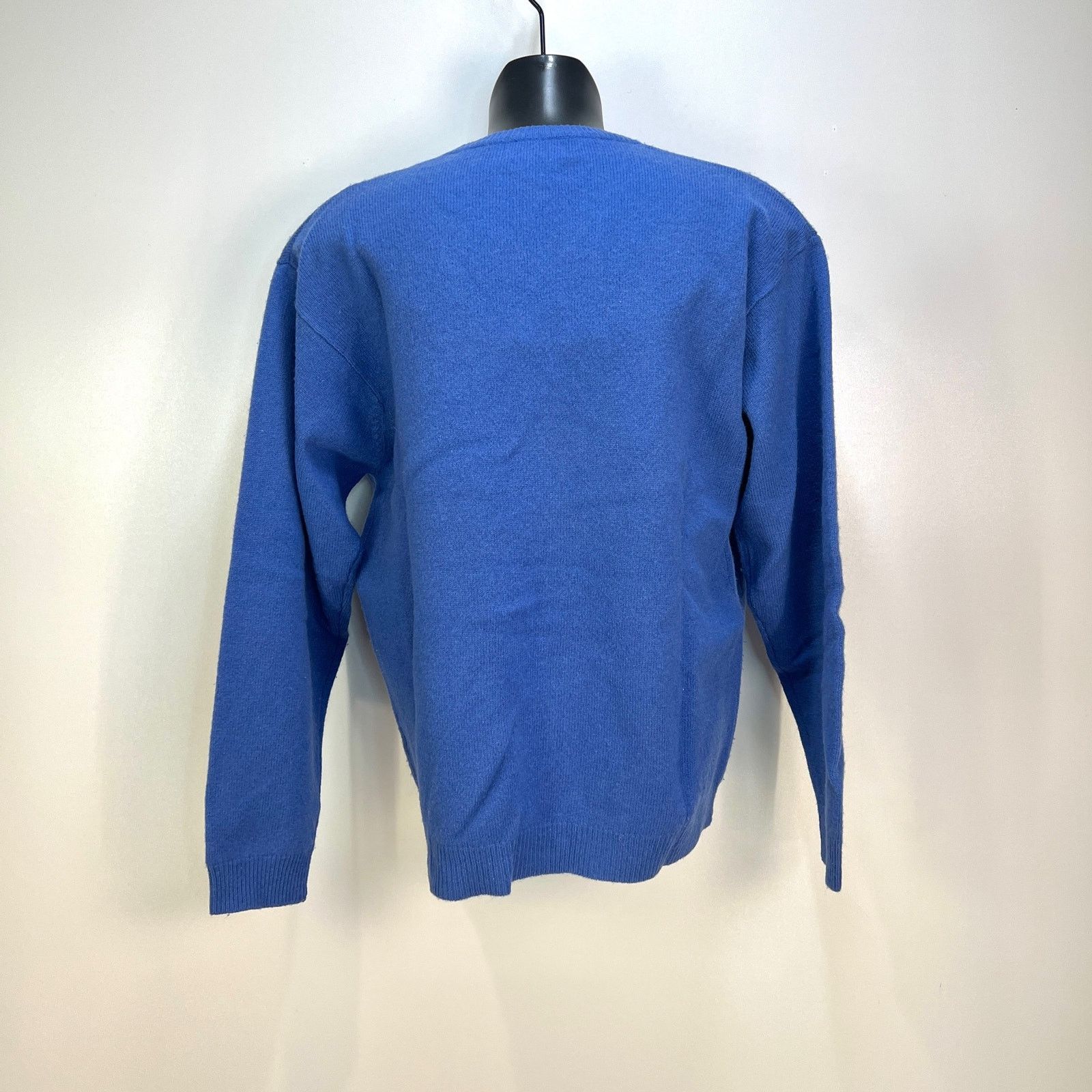 Eddie Bauer × Vintage Eddie Bauer Wool V Neck Sweater Cerulean Blue Pullover Size US M / EU 48-50 / 2 - 6 Thumbnail