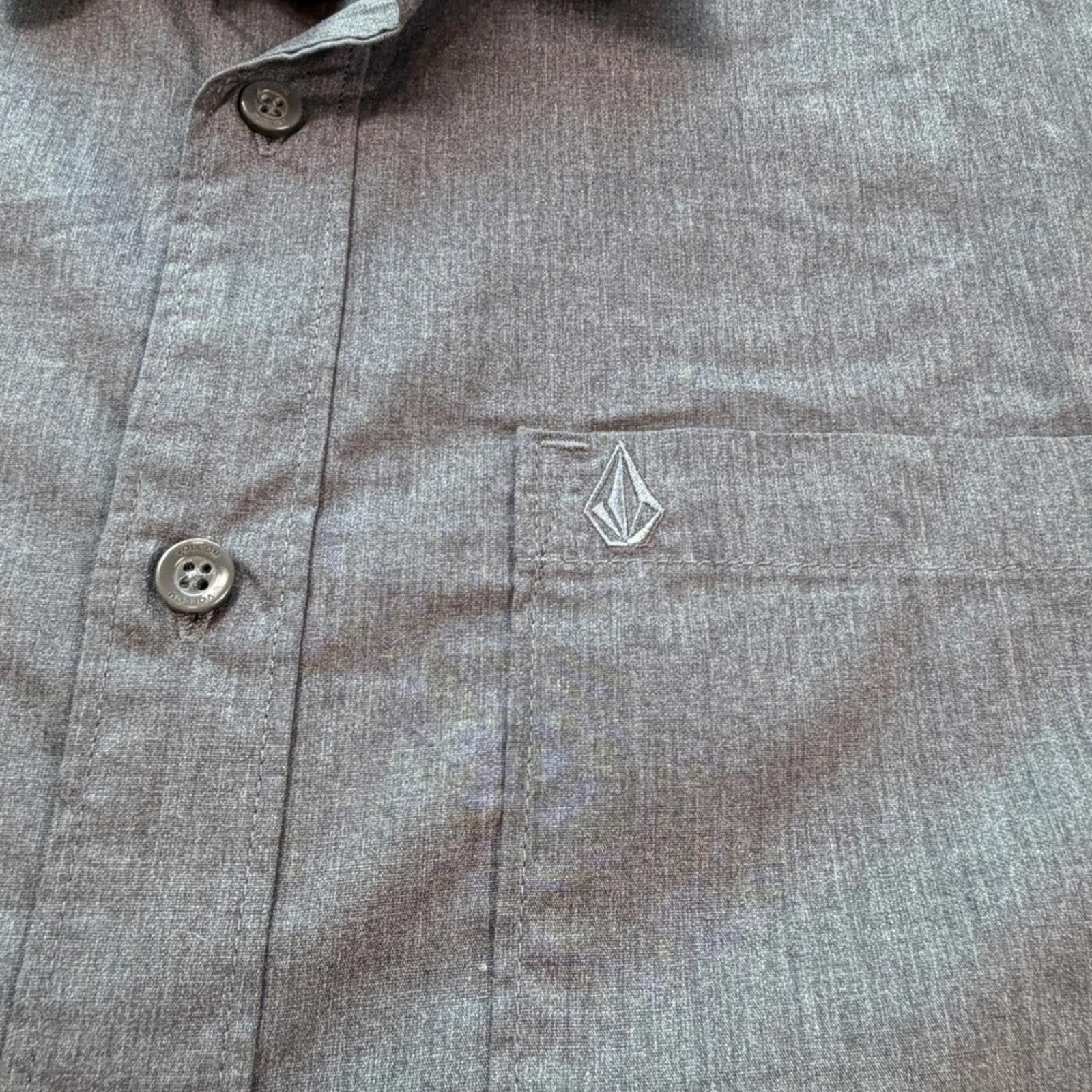 Volcom Volcom Mens Classic Fit Short Sleeve Button Down Shirt Small Size US S / EU 44-46 / 1 - 6 Thumbnail