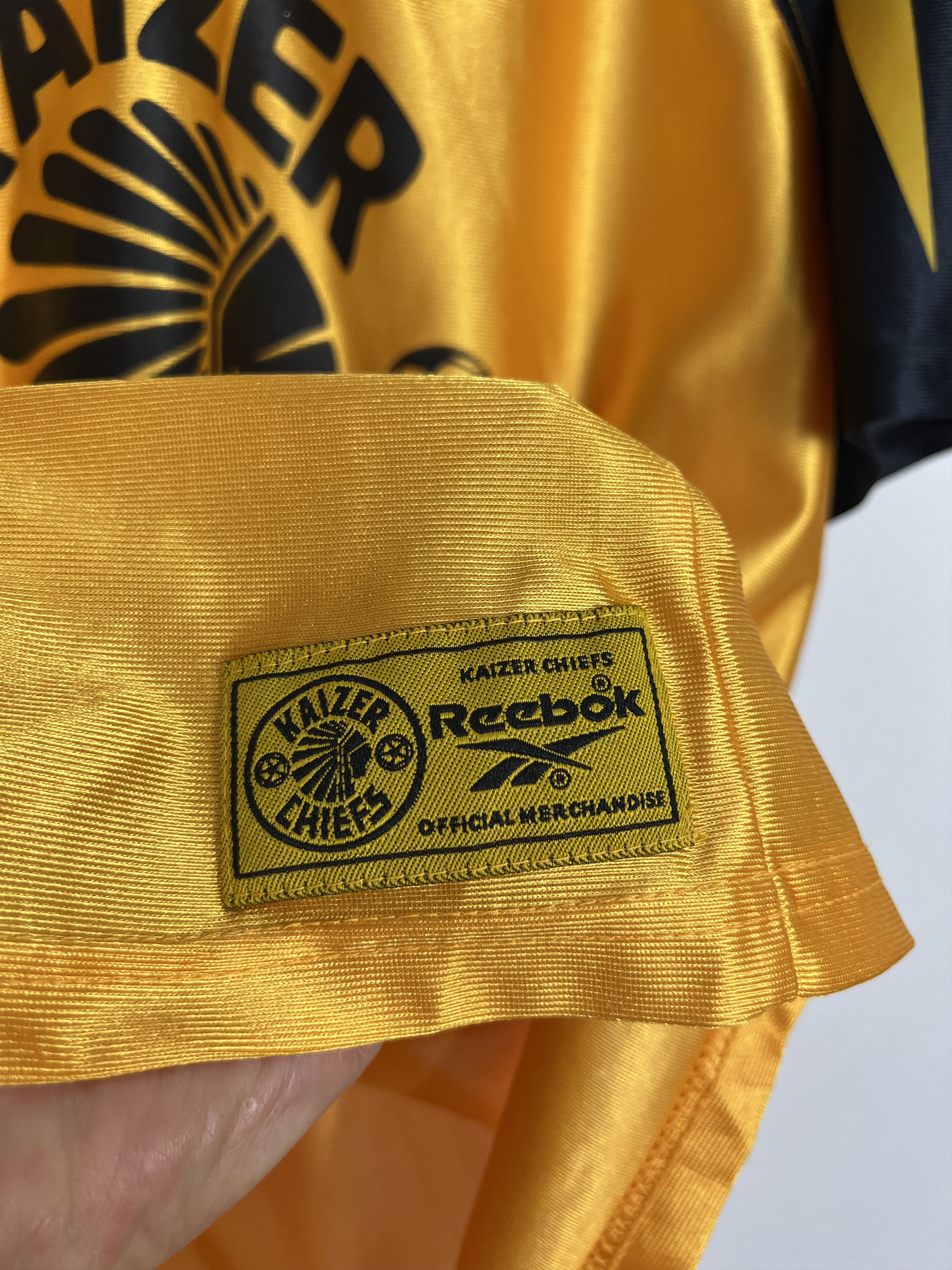 Reebok Vintage 90's Reebok Kaizer Chiefs Football Train Shirt Size US L / EU 52-54 / 3 - 4 Thumbnail