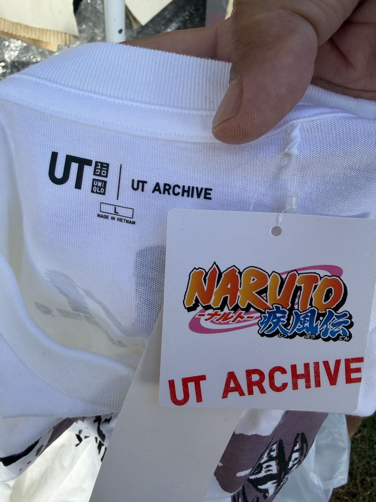 Uniqlo New Uniqlo x Naruto UT Japan White Sorry Sasuke Men's L Size US L / EU 52-54 / 3 - 4 Thumbnail