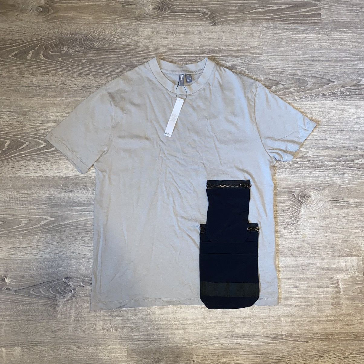 Asos ASOS T Shirt With Detachable Pockets Size US S / EU 44-46 / 1 - 1 Thumbnail