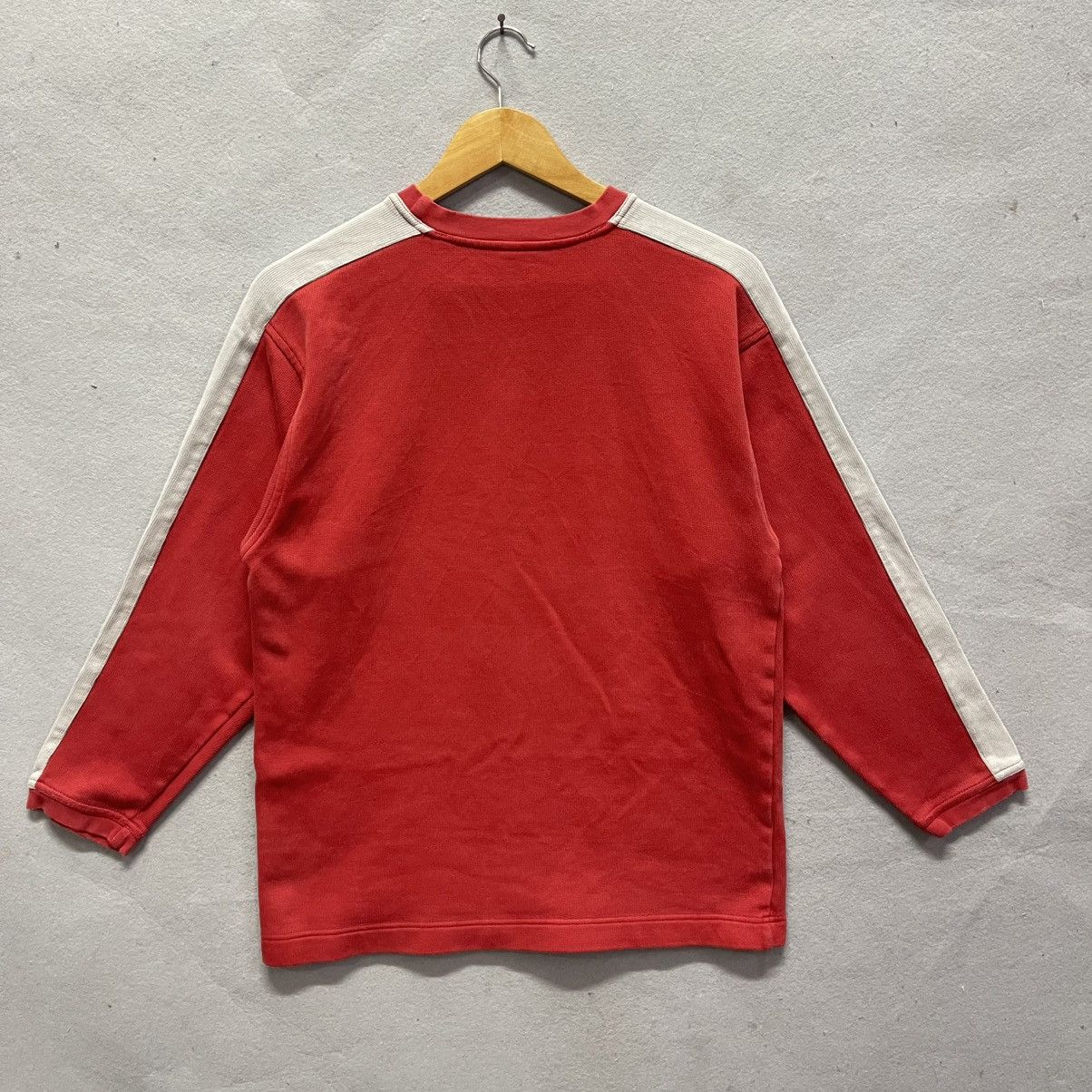 Nike Vintage Nike Embroidered Sweatshirt – Red / Cream Size US M / EU 48-50 / 2 - 6 Thumbnail