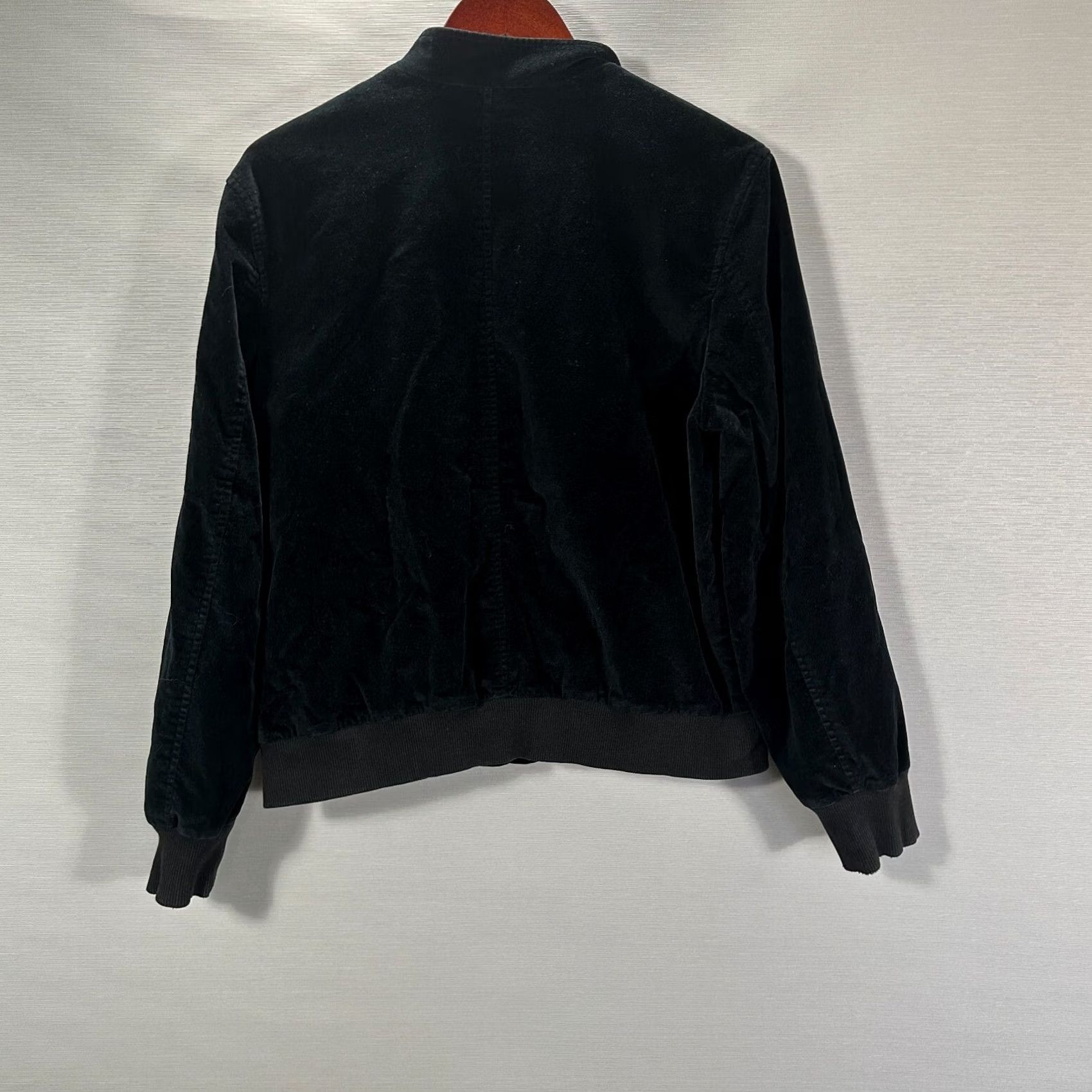 Eddie Bauer Eddie Bauer Jacket Womens XL Black Velour Full Zip Lined Pockets Ribbed Cuffs Size XL / US 12-14 / IT 48-50 - 5 Thumbnail