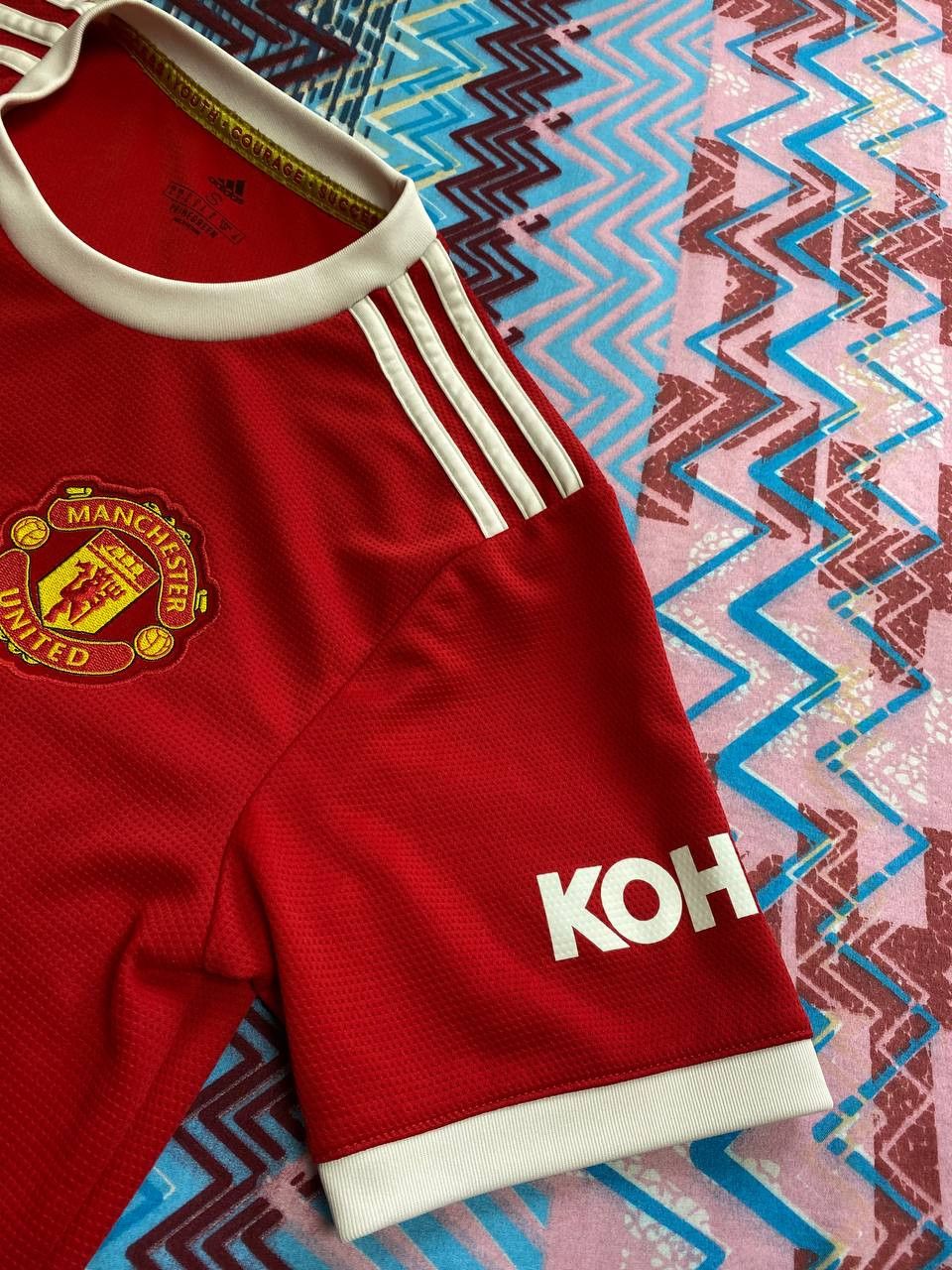 Adidas Jerseys Adidas MANCHESTER UNITED T-Shirt Y2K football club Size US S / EU 44-46 / 1 - 14 Thumbnail