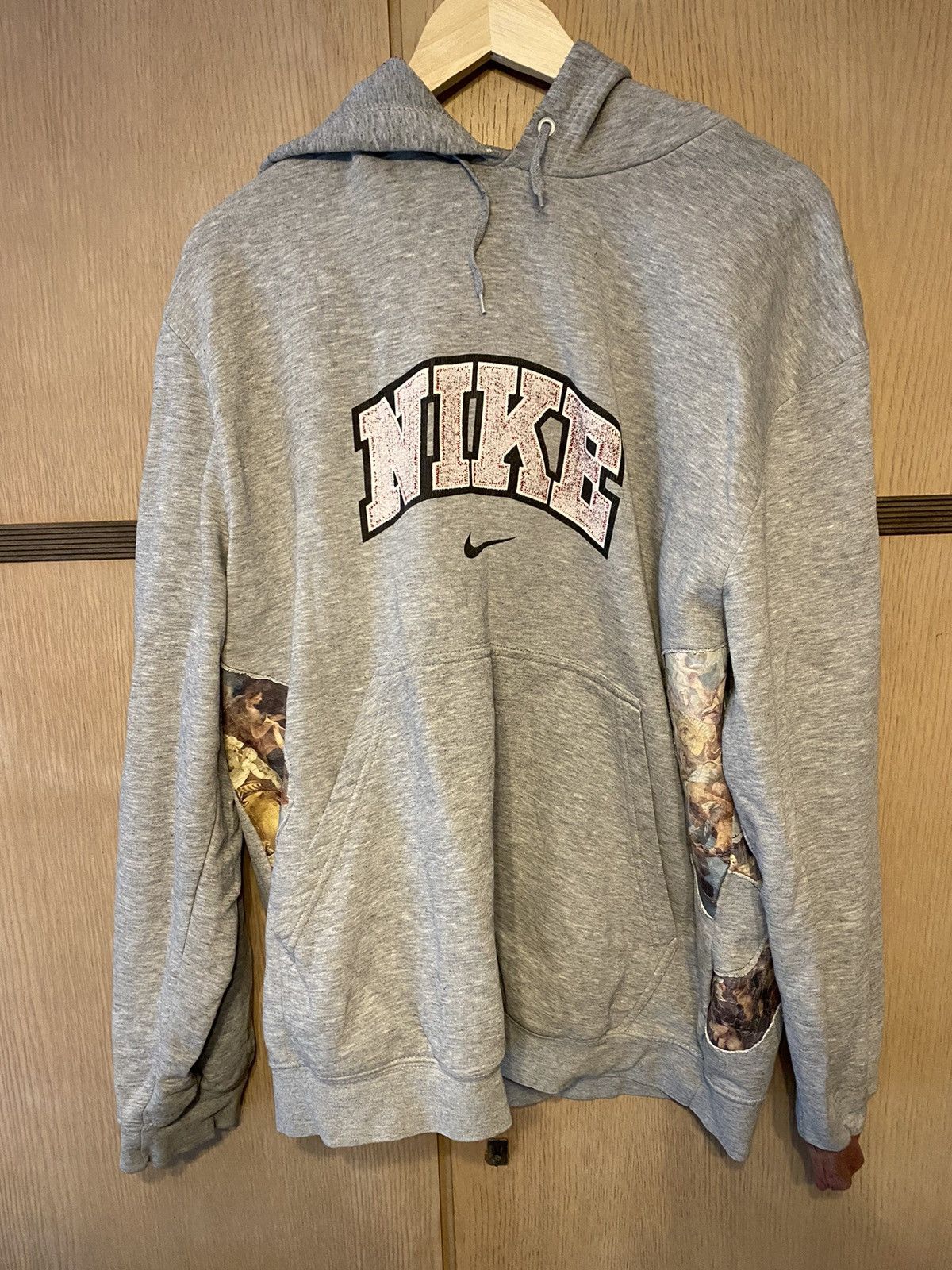 make custom nike hoodies