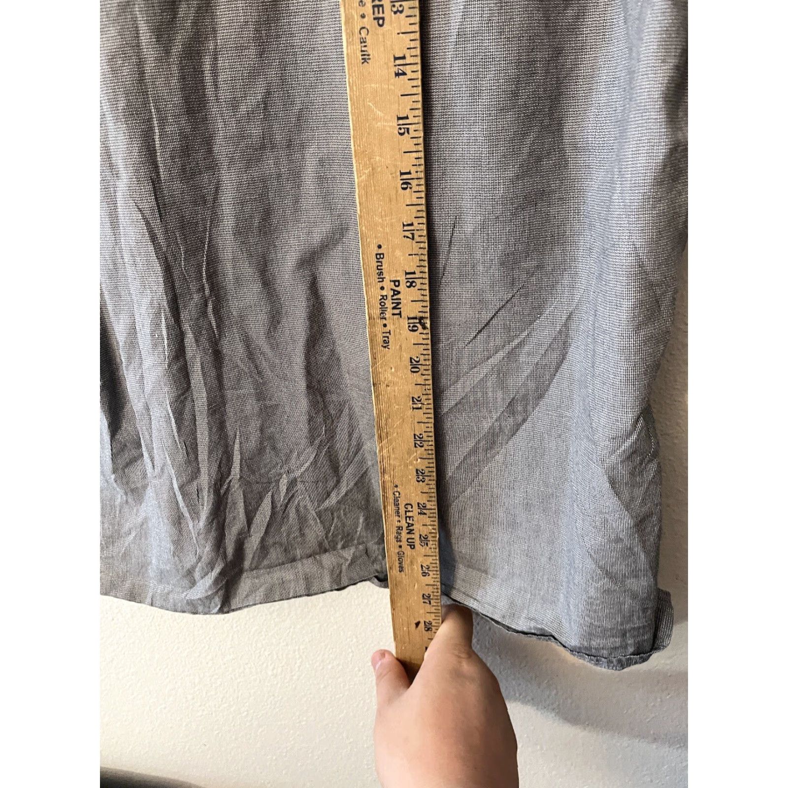 H&M H&M Men's Button-Up Shirt Short Sleeve Regular Fit Size M Gray Solid Size US M / EU 48-50 / 2 - 4 Thumbnail