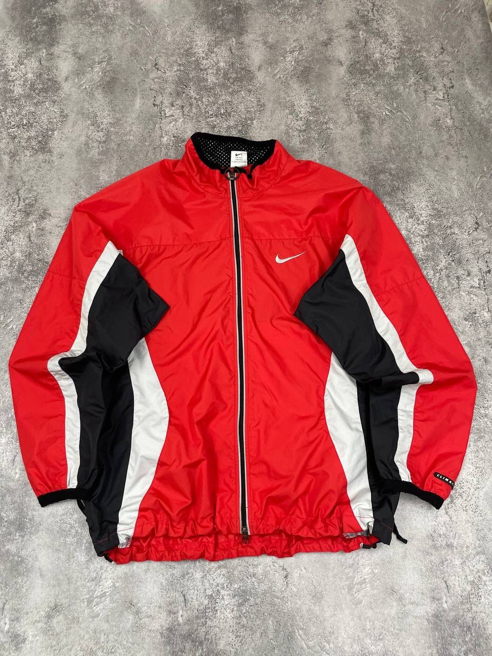Nike Nike Mens Vintage Windbreaker Jacket Red Black Size L Size US L / EU 52-54 / 3 - 1 Thumbnail