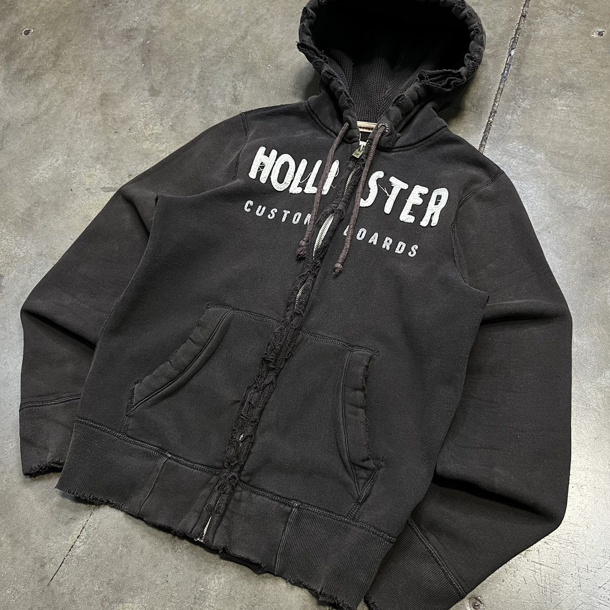 Navy blue hollister zip up hoodie hotsell