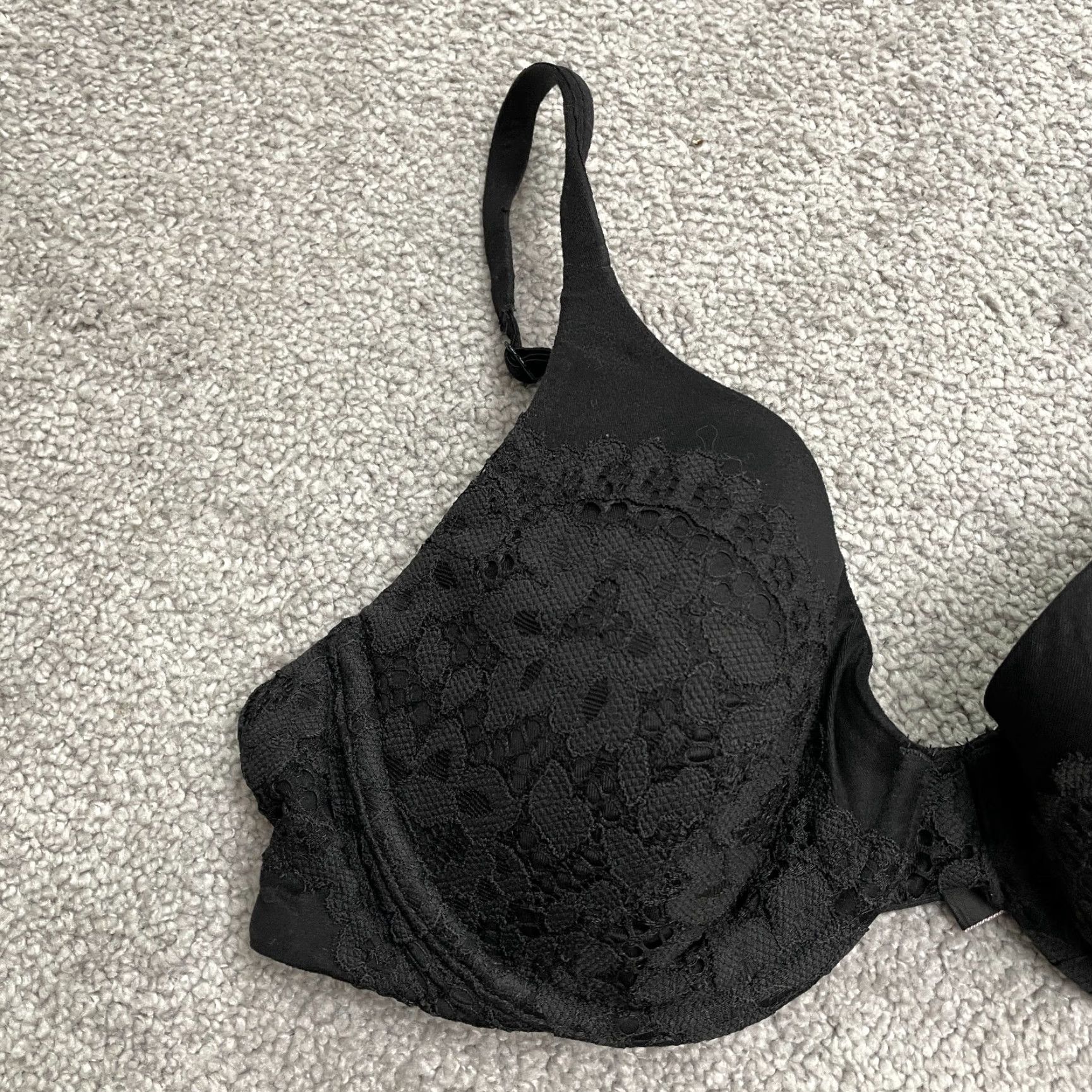 Victoria's Secret Victoria's Secret Underwired Lace Bra Womens 34C Black Adjustable Strap Hook & Eye Size ONE SIZE - 4 Thumbnail