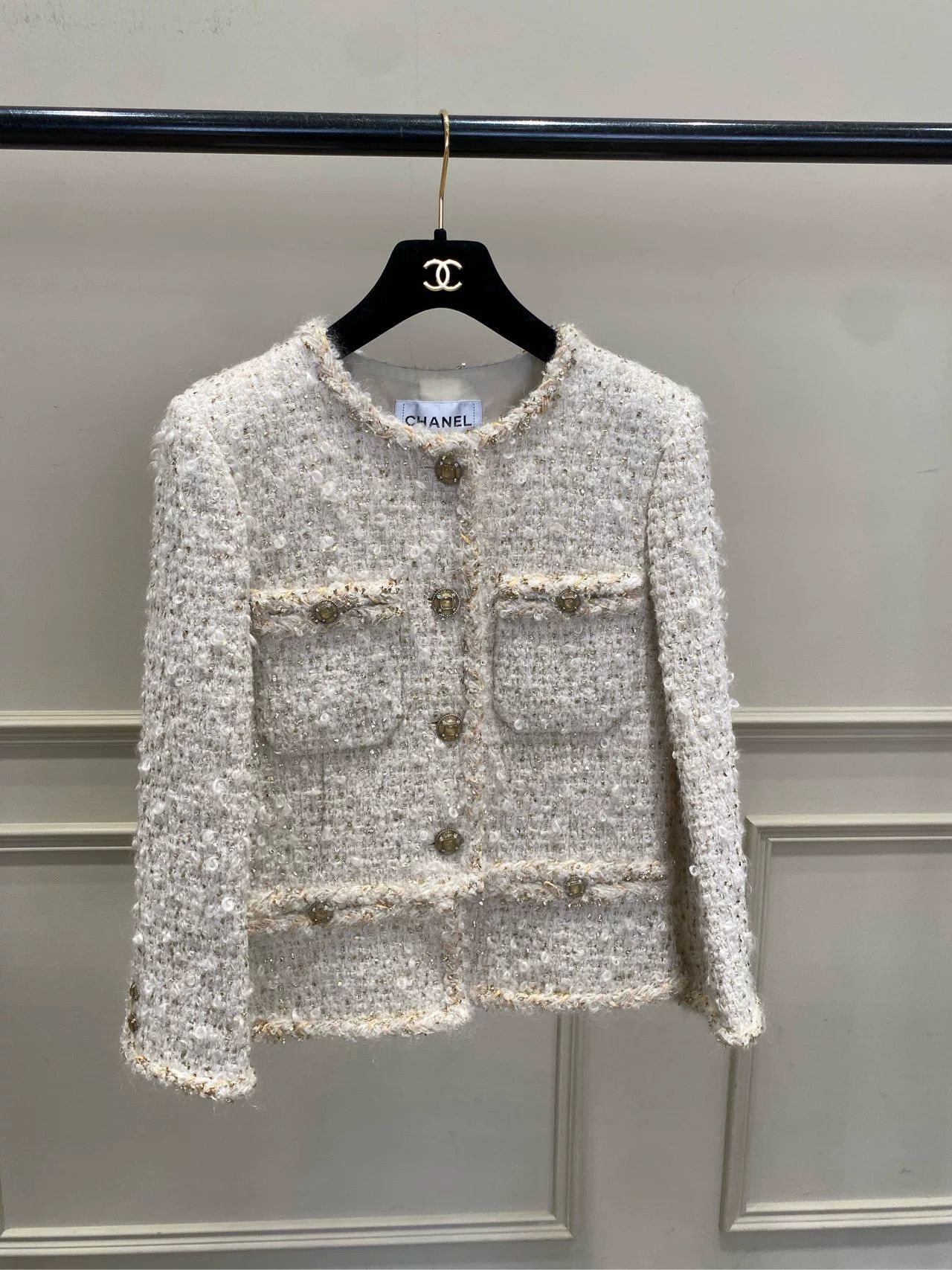 Chanel Chanel 2019 Egypt Collection Platinum Jacket Size US XS / EU 42 / 0 - 1 Thumbnail