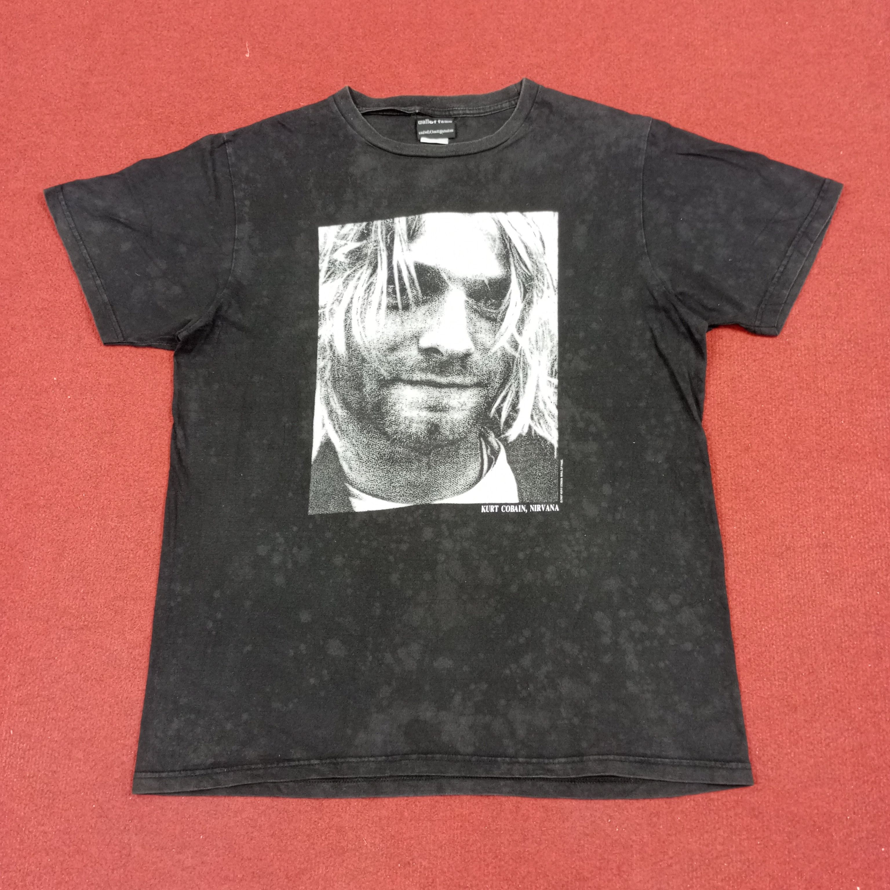 Kurt Cobain Nirvana Band Music Phototees Vintage Tshirt