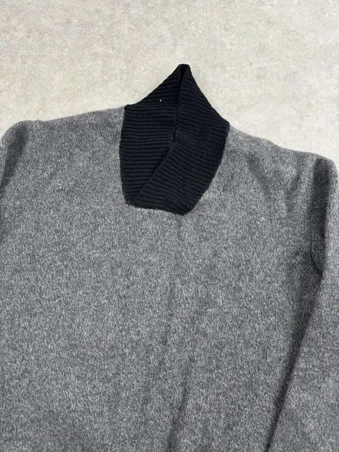 Giorgio Armani 1980s Giorgio Armani Grey & Black Shawl Collar Sweater Size US M / EU 48-50 / 2 - 6 Thumbnail