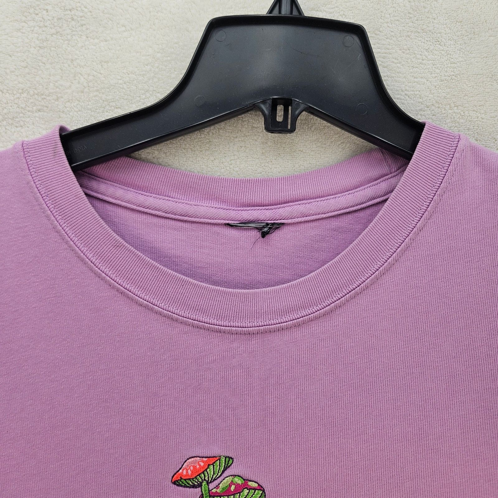 Nike NIKE MEN'S XXL PURPLE MUSHROOM EMBROIDERED TEE 100% COTTON Size US XXL / EU 58 / 5 - 3 Thumbnail
