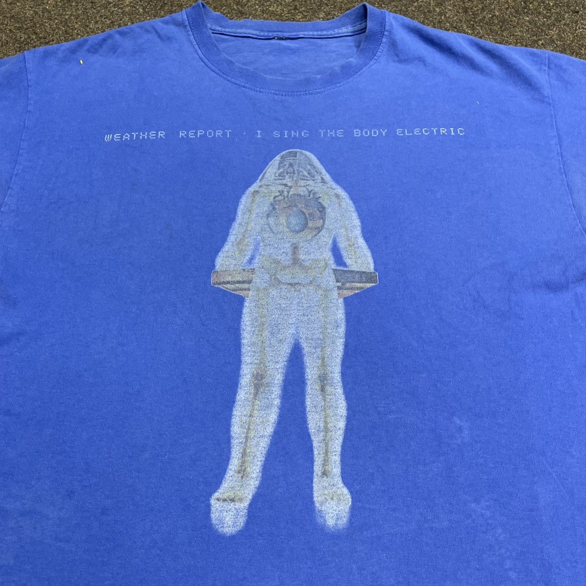 Vintage Vintage Y2K Sun Faded Graphic Tee Streetwear Underground L Size US L / EU 52-54 / 3 - 2 Thumbnail