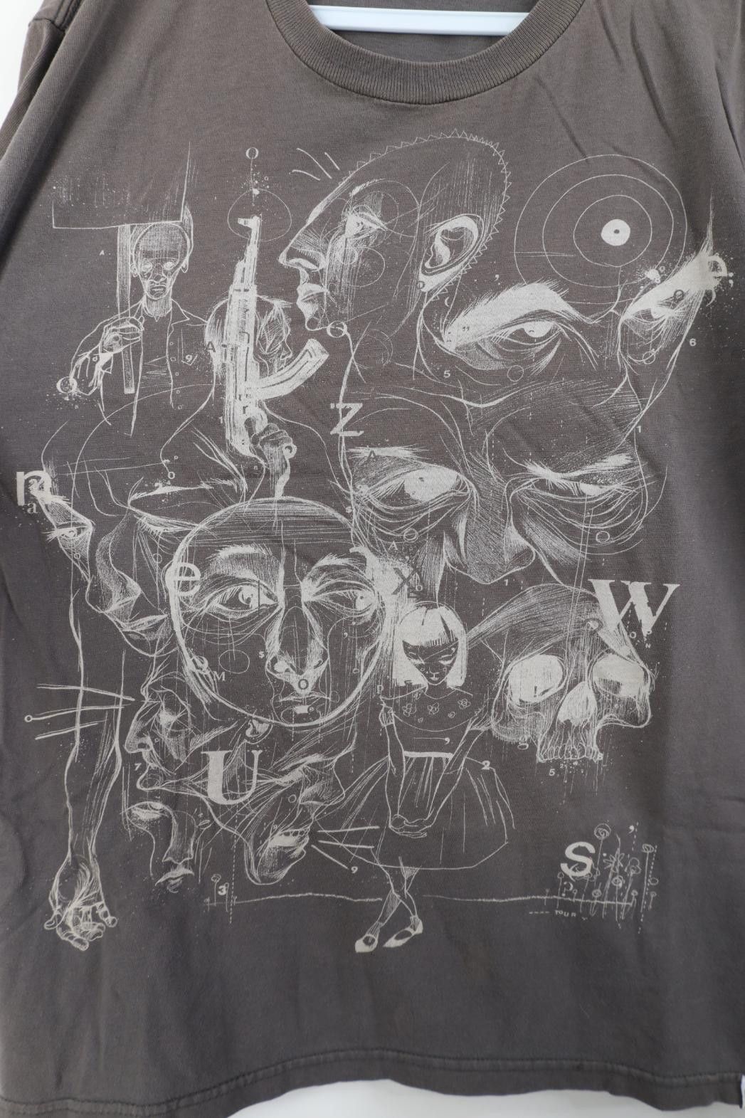 Vintage Vintage Y2K Gallery Art Short Sleeve T-Shirt Gray Cotton Size US M / EU 48-50 / 2 - 5 Thumbnail