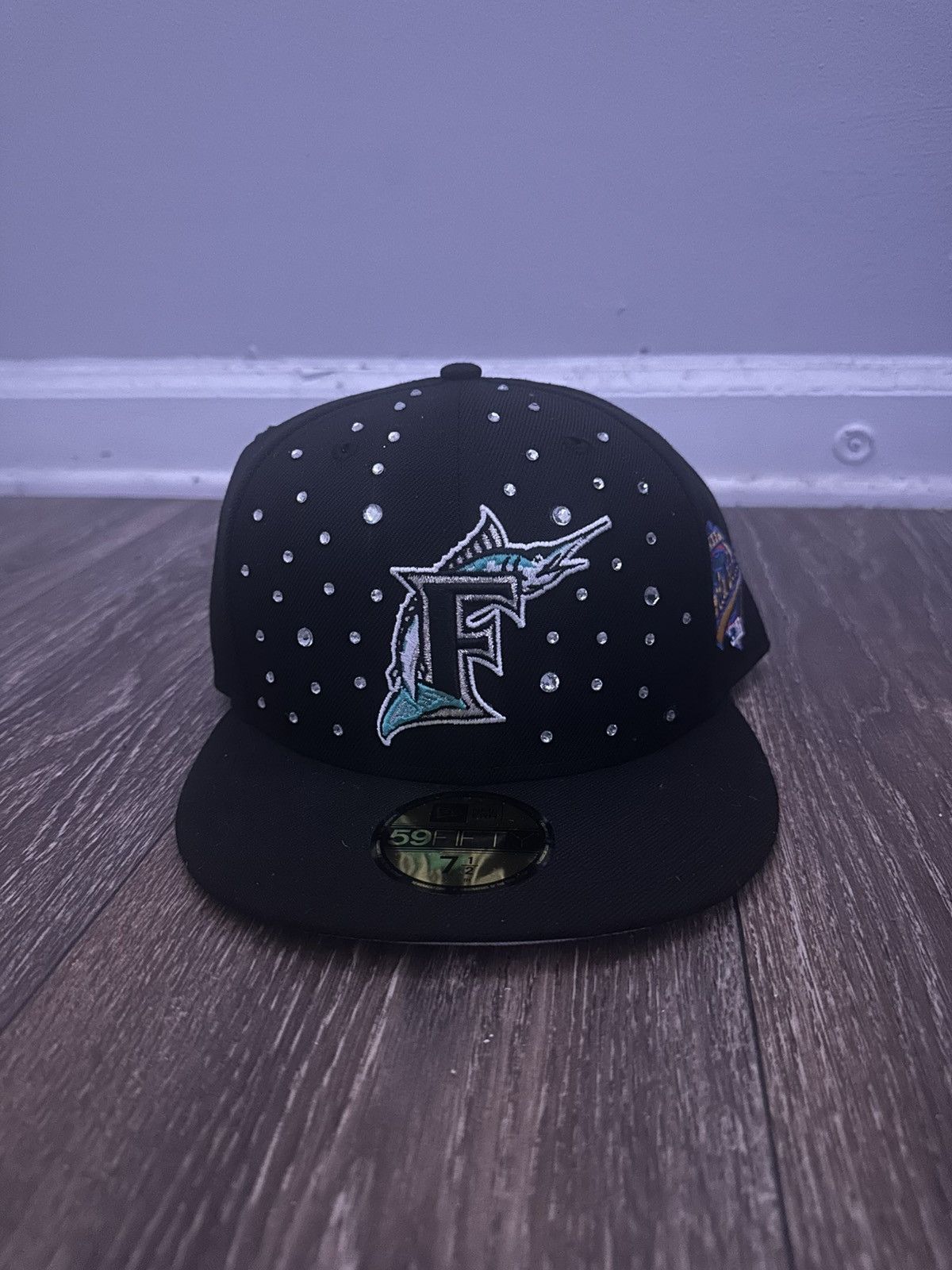 New Era Florida Marlins Custom Rhinestone 59Fifty Fitted Hat 7 1/2 Size ONE SIZE - 1 Thumbnail