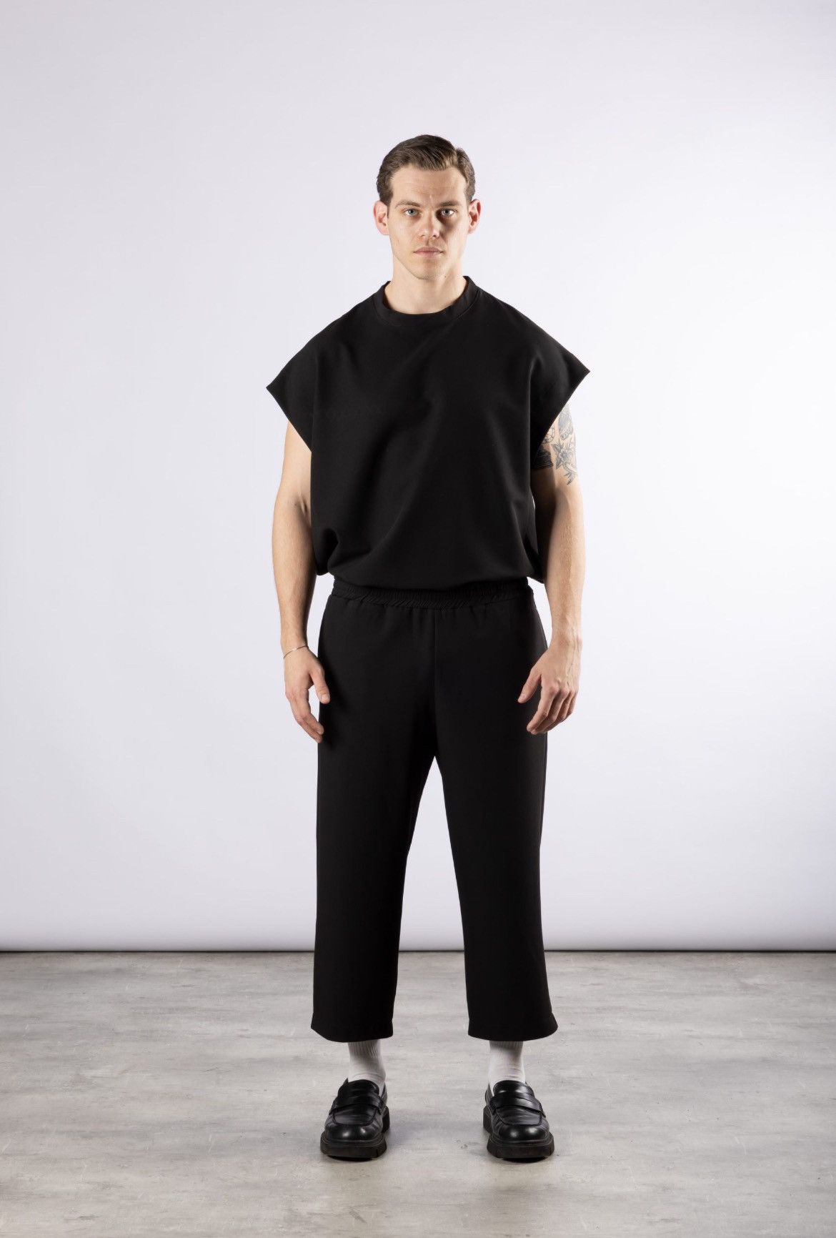 Other Not a common box tank top - black (One Size - M/L) Size US M / EU 48-50 / 2 - 8 Thumbnail