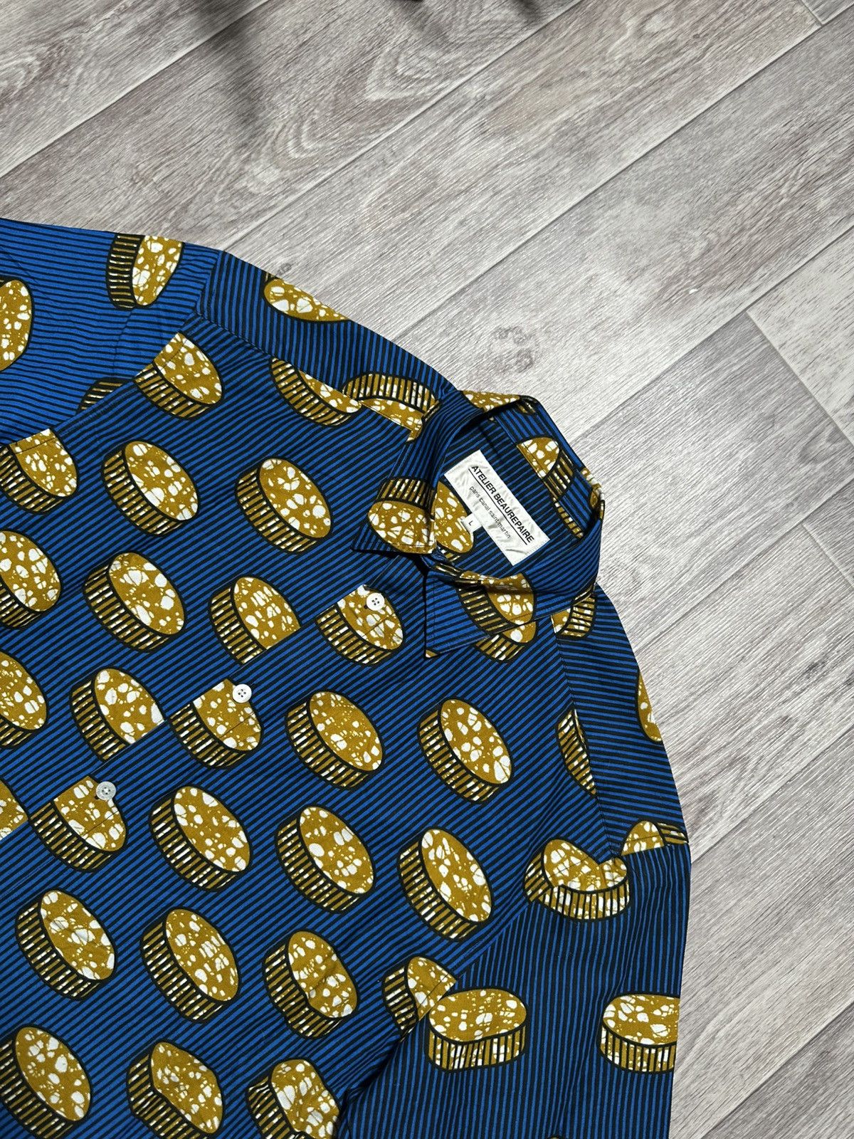 Atelier & Repairs Atelier Beaurepaire Coin Logo Short Sleeve Shirt Size US L / EU 52-54 / 3 - 2 Thumbnail