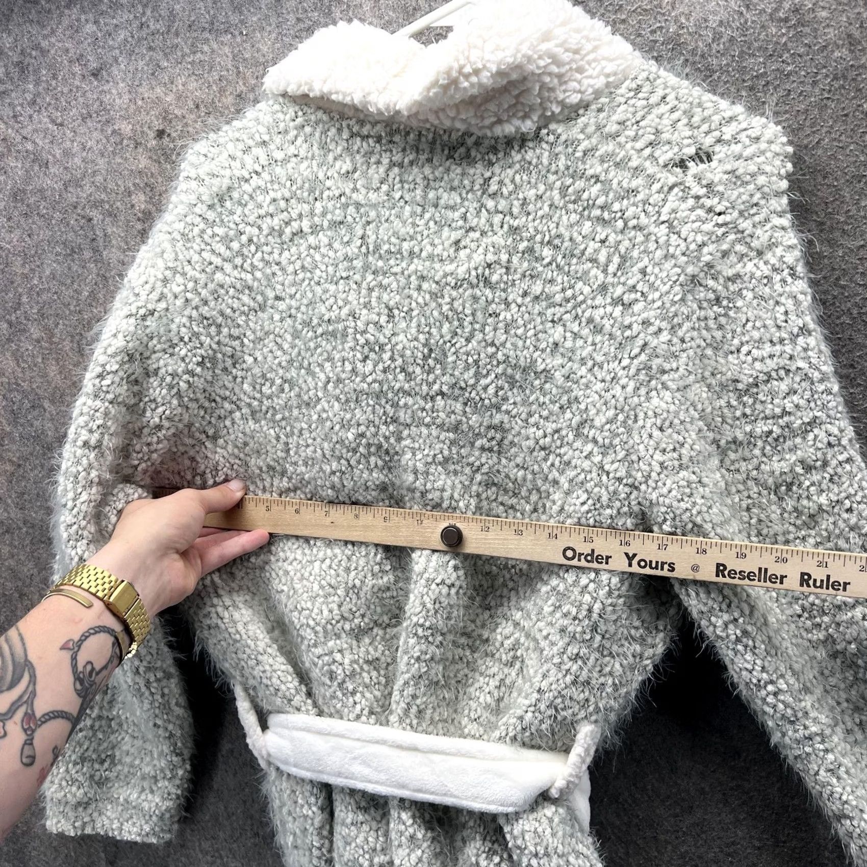 Abercrombie & Fitch VINTAGE Abercrombie Sleepwear Sweater Womens XS/S Gray Sherpa Belted Cardigan Robe Size XS / US 0-2 / IT 36-38 - 6 Thumbnail