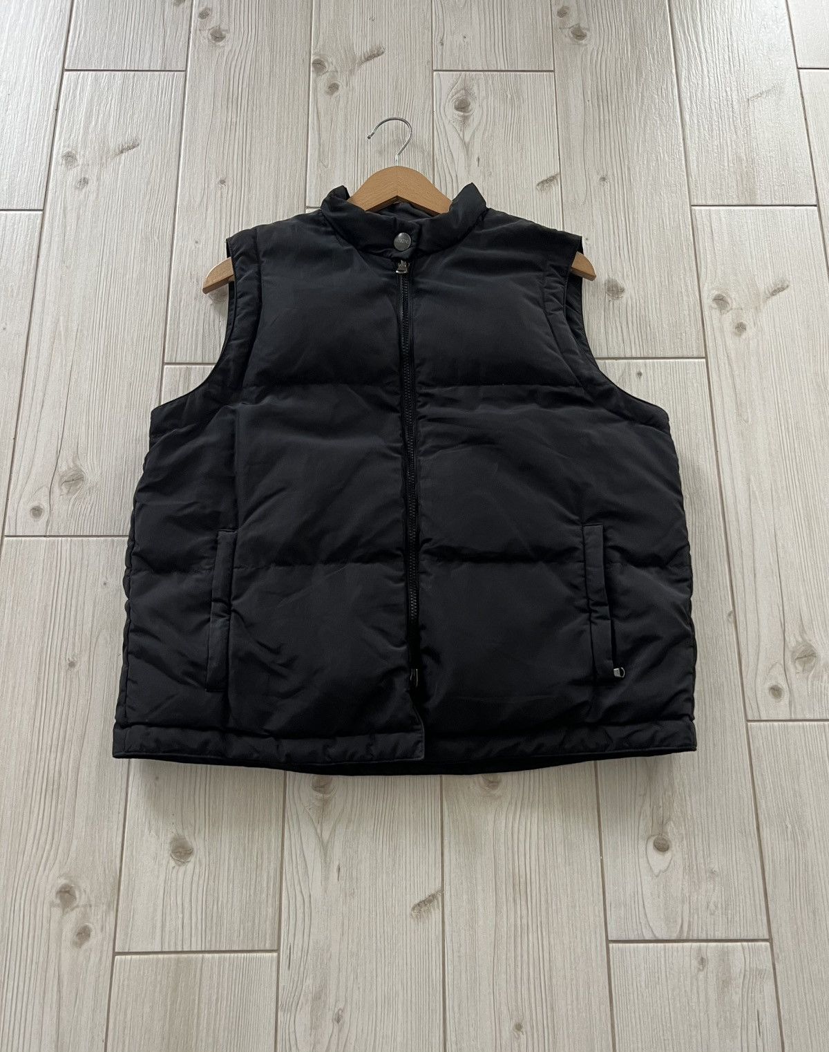 Max Mara Max Mara Weekend Reversible Puffer Vest Lightweight Quilted Size L / US 10 / IT 46 - 2 Thumbnail