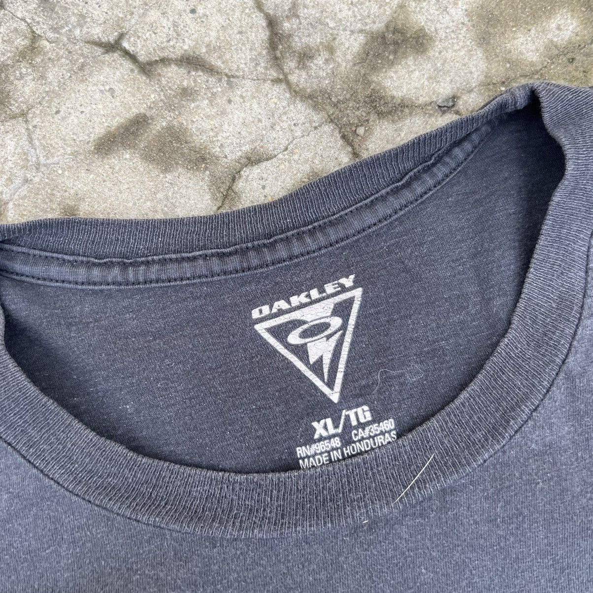 Oakley × Vintage Oakley Big Logo t-shirt Size US XL / EU 56 / 4 - 4 Thumbnail