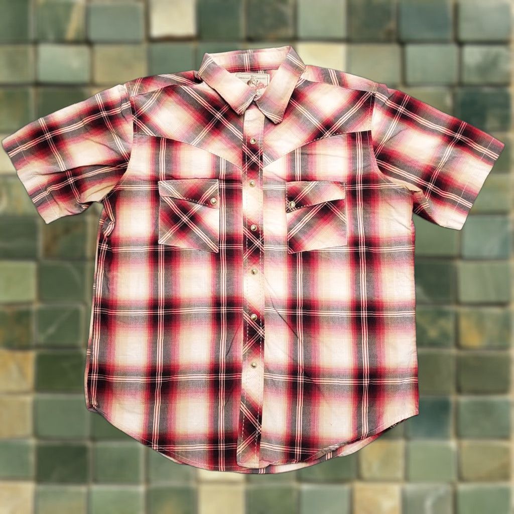 Wrangler Wrangler Shirt Mens M Red Short Sleeve Pearl Snap Cowboy Western Lightweight Shirt Mens Red Short Sleeve Pearl Snap Cowboy Western Lightweight Size US L / EU 52-54 / 3 - 1 Thumbnail