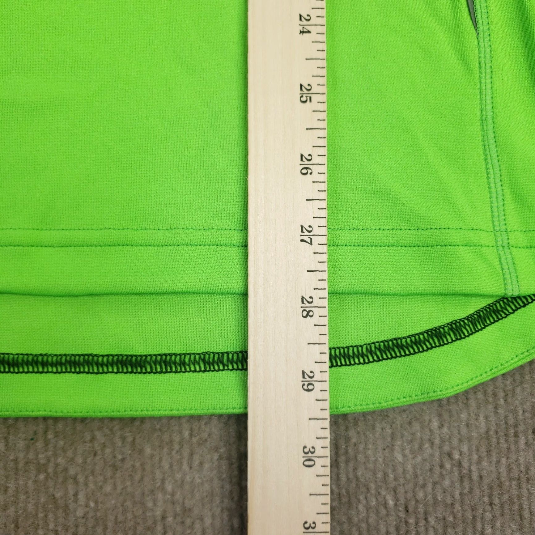 Avia Avia Running Shirt Mens Medium Green Black Mesh Short Sleeve Activewear Size US M / EU 48-50 / 2 - 4 Thumbnail