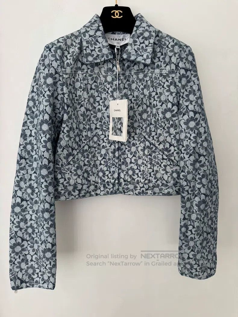 Chanel Chanel Broken Flower Denim Jacket Size XS / US 0-2 / IT 36-38 - 1 Thumbnail