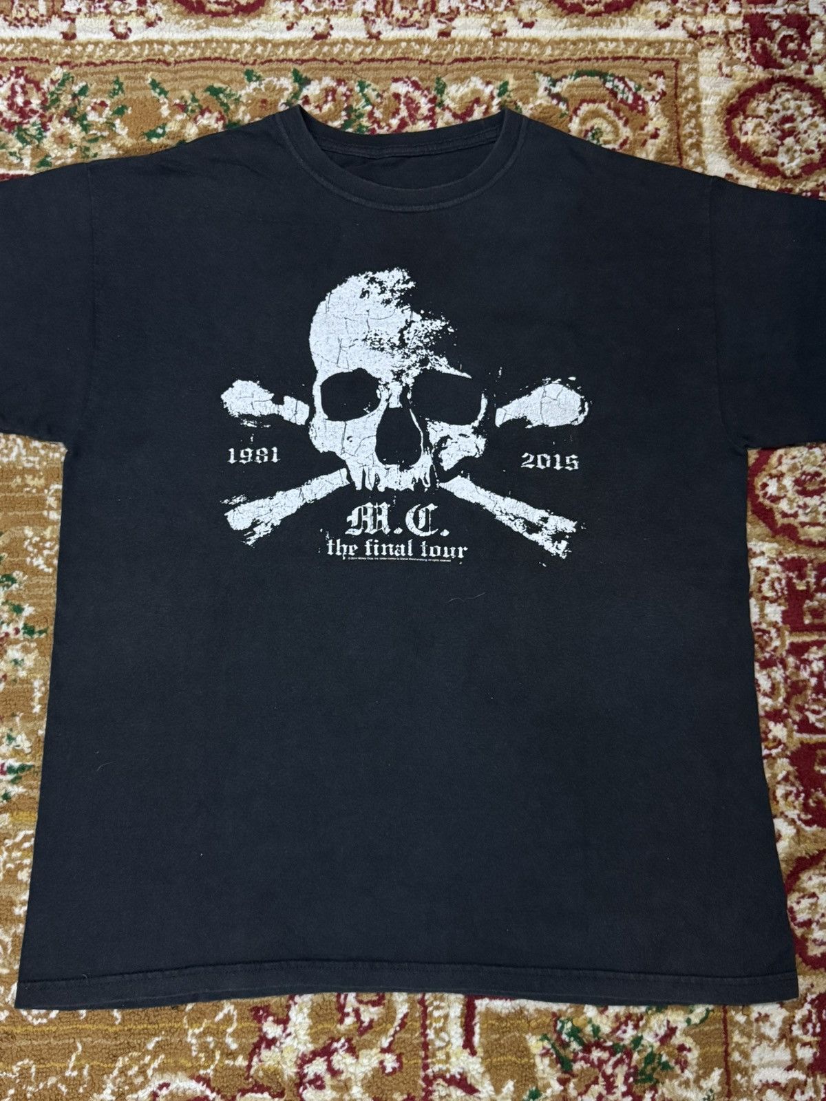 Band Tees MOTLEY CRUE 2014 RARE Size US XL / EU 56 / 4 - 6 Thumbnail