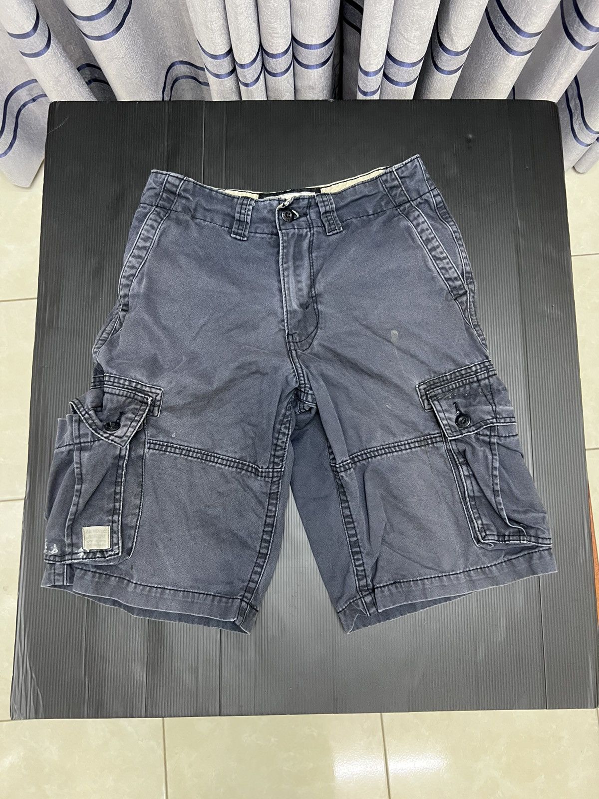 Levi's Y2K Thrashed Faded Levis Cargo Short pant Size US 28 / EU 44 - 1 Thumbnail